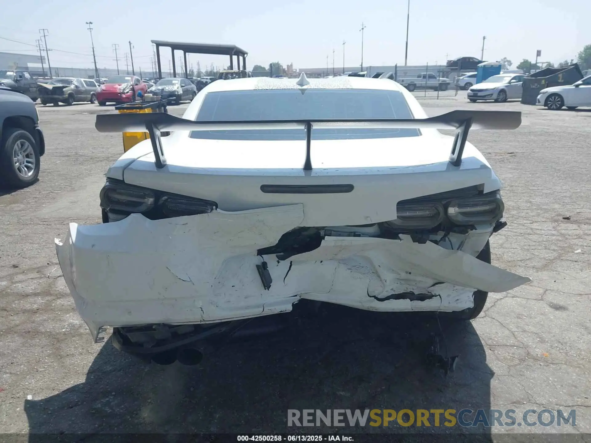 16 Photograph of a damaged car 1G1FA1RS5L0145162 CHEVROLET CAMARO 2020