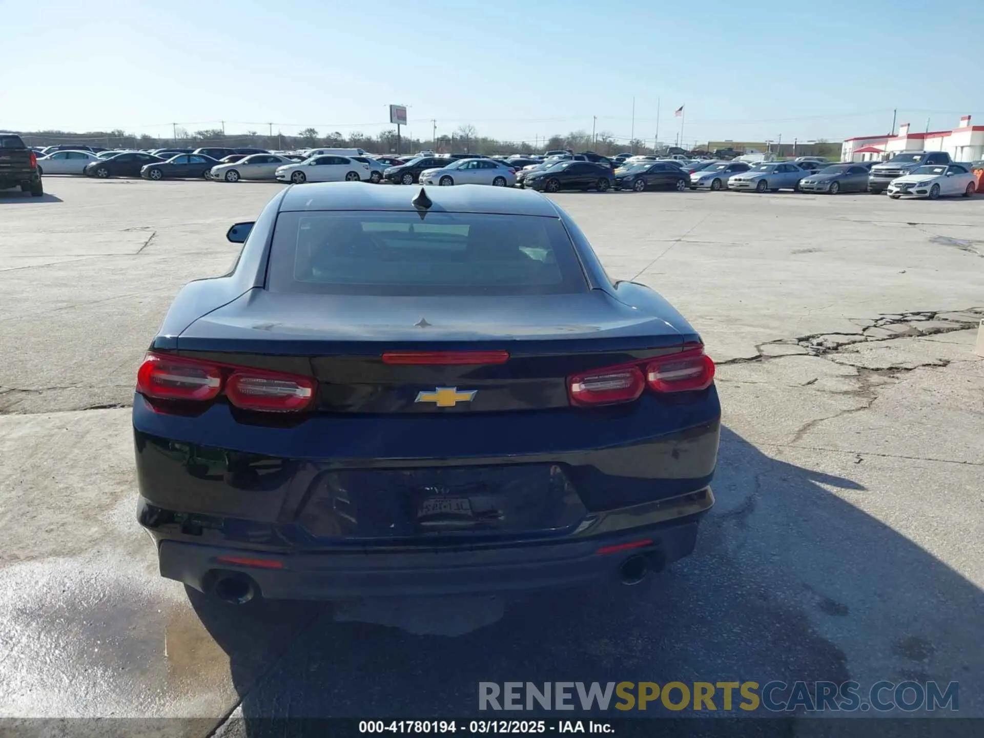 15 Photograph of a damaged car 1G1FB1RS0L0116889 CHEVROLET CAMARO 2020