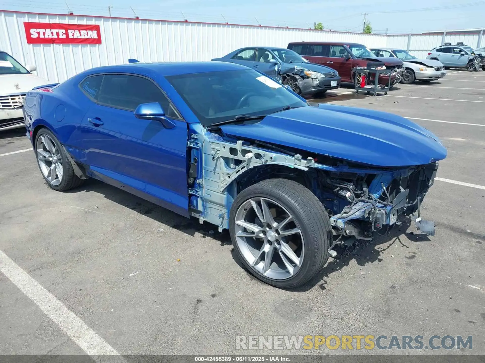1 Photograph of a damaged car 1G1FB1RS0L0125186 CHEVROLET CAMARO 2020