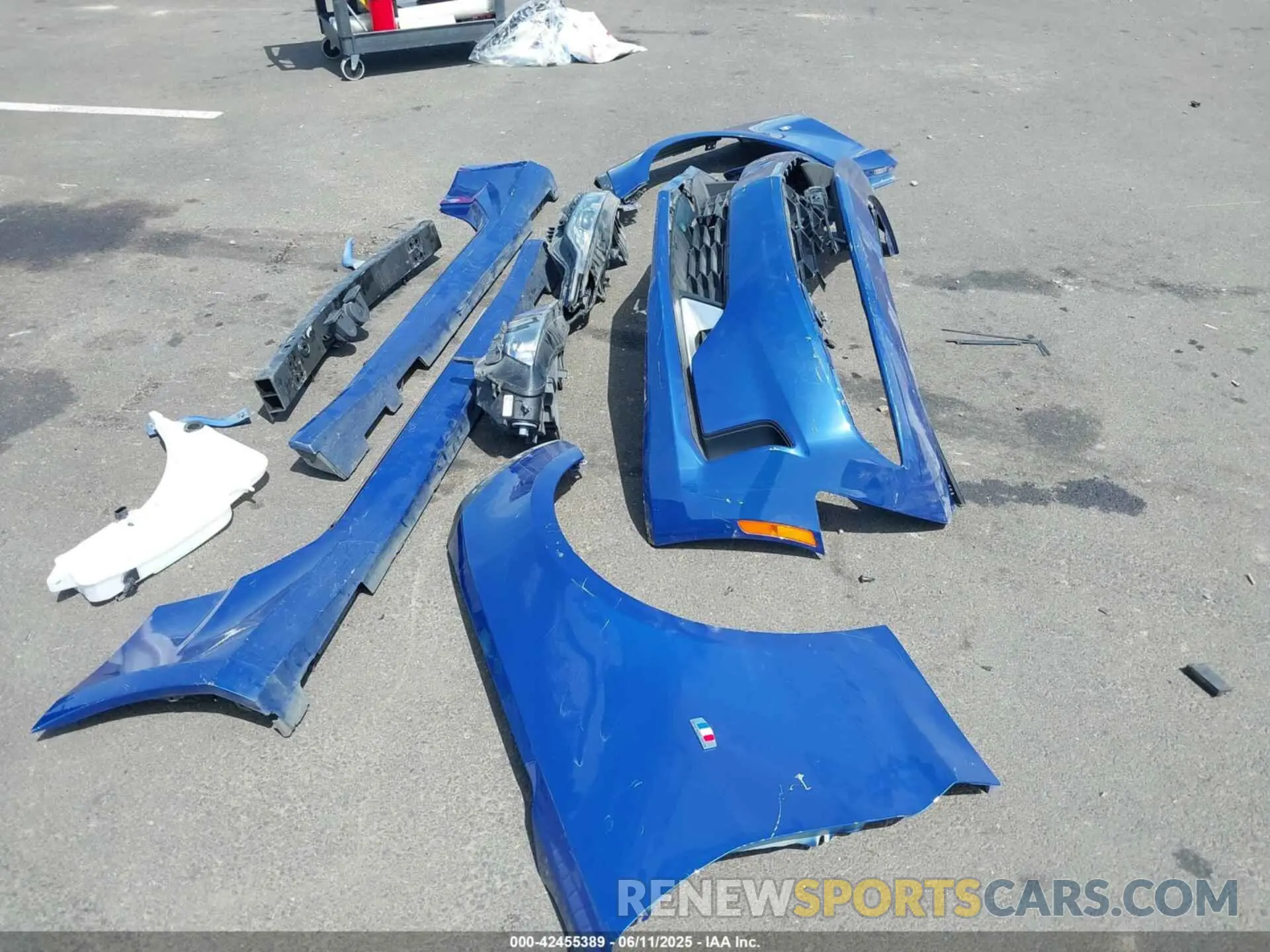 18 Photograph of a damaged car 1G1FB1RS0L0125186 CHEVROLET CAMARO 2020