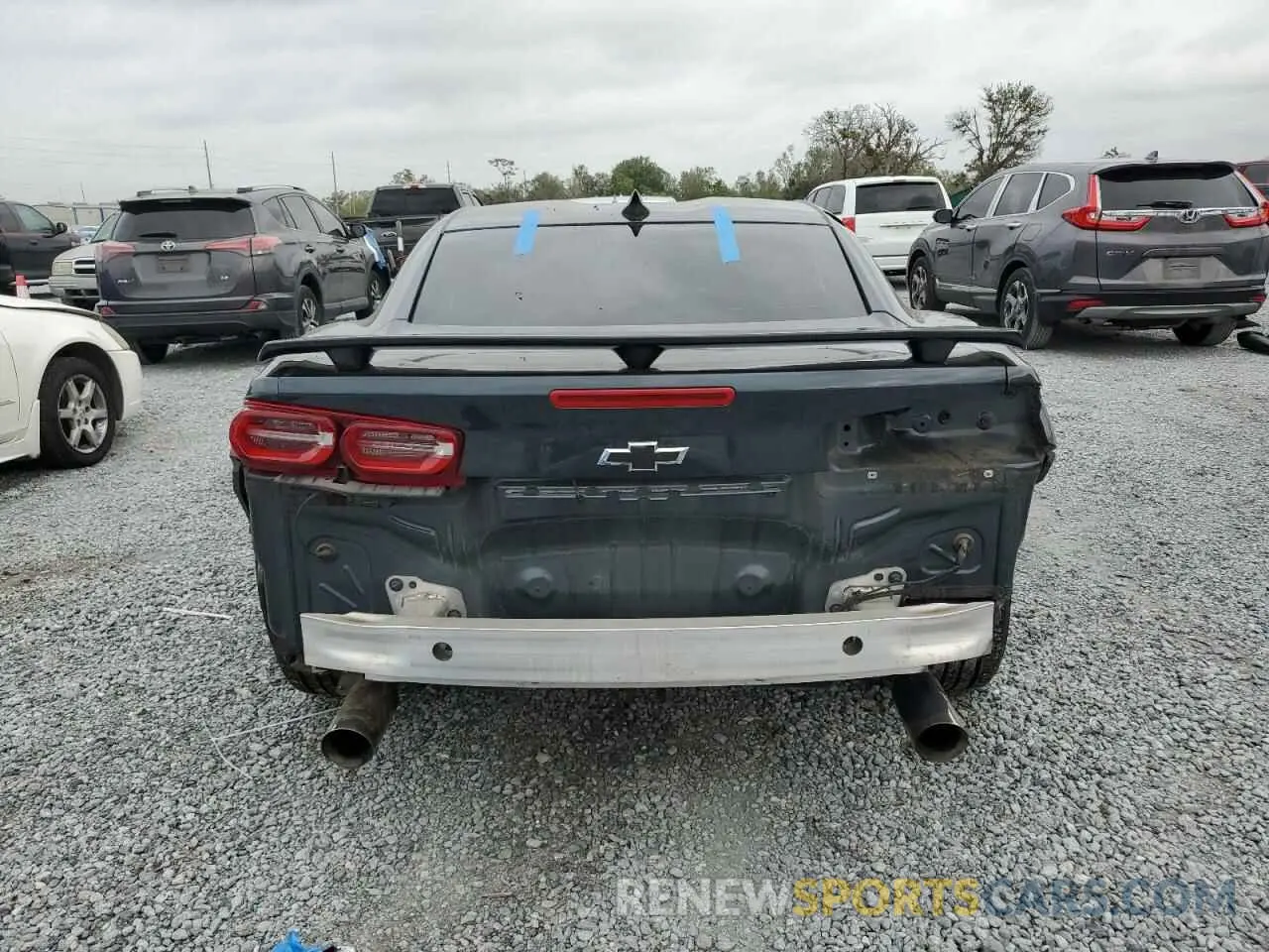 6 Photograph of a damaged car 1G1FB1RS1L0105237 CHEVROLET CAMARO 2020