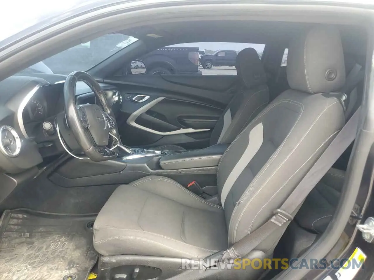 7 Photograph of a damaged car 1G1FB1RS5L0117777 CHEVROLET CAMARO 2020