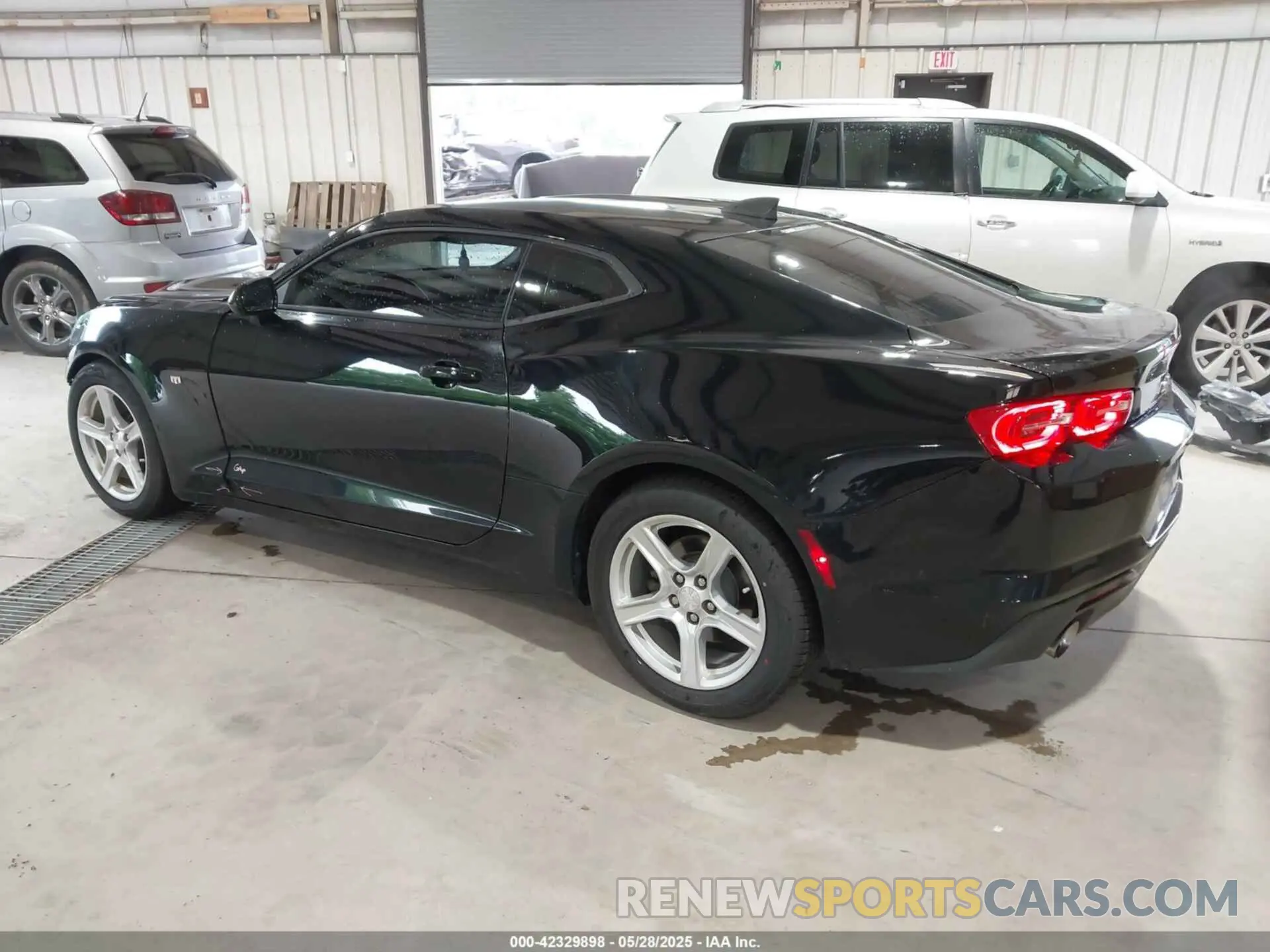 3 Photograph of a damaged car 1G1FB1RSXL0110503 CHEVROLET CAMARO 2020