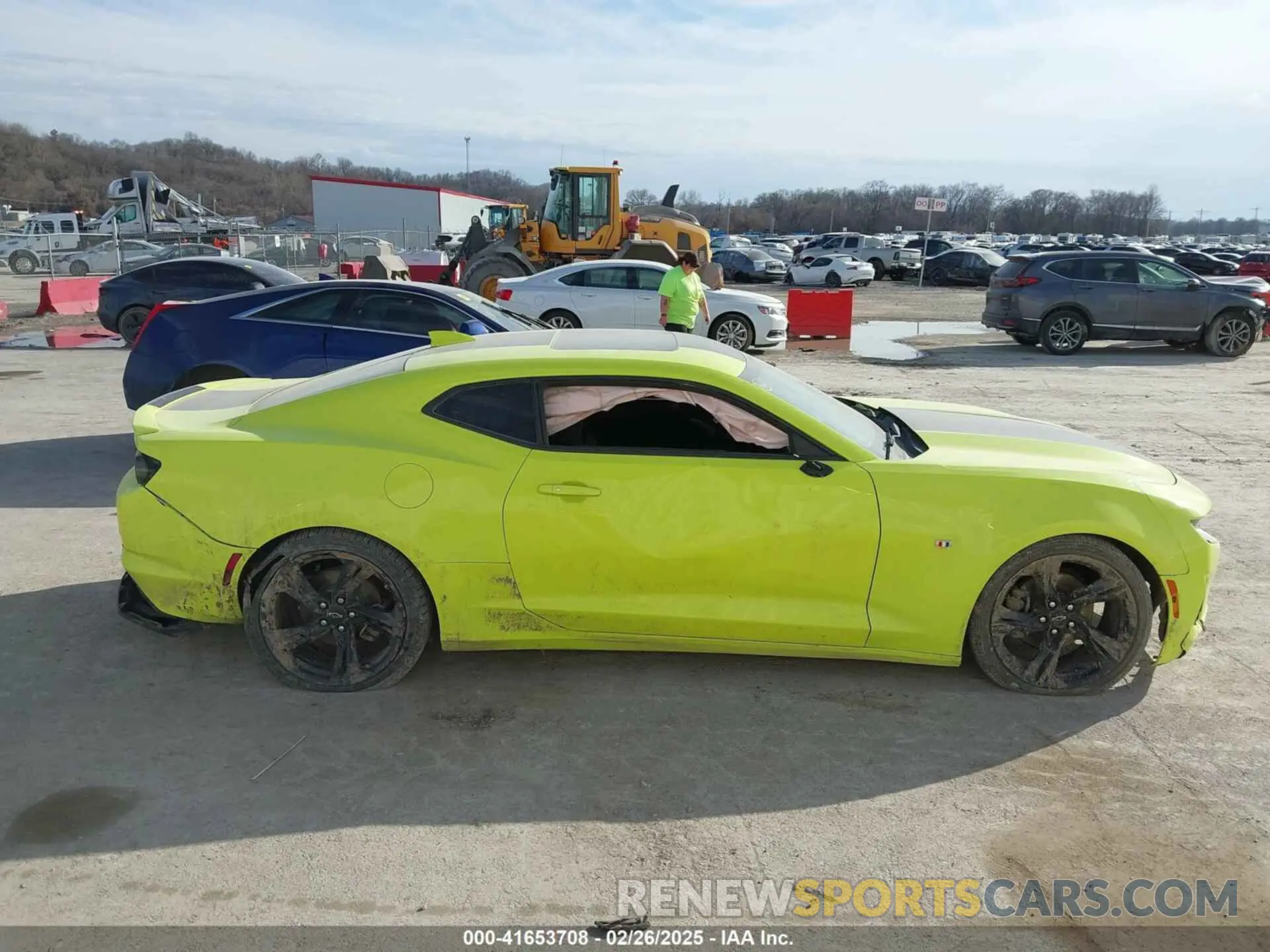 13 Photograph of a damaged car 1G1FB1RSXL0130718 CHEVROLET CAMARO 2020