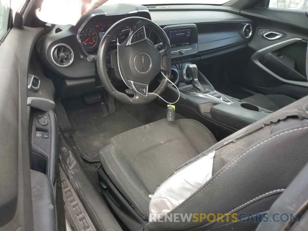 8 Photograph of a damaged car 1G1FB1RX0L0116838 CHEVROLET CAMARO 2020