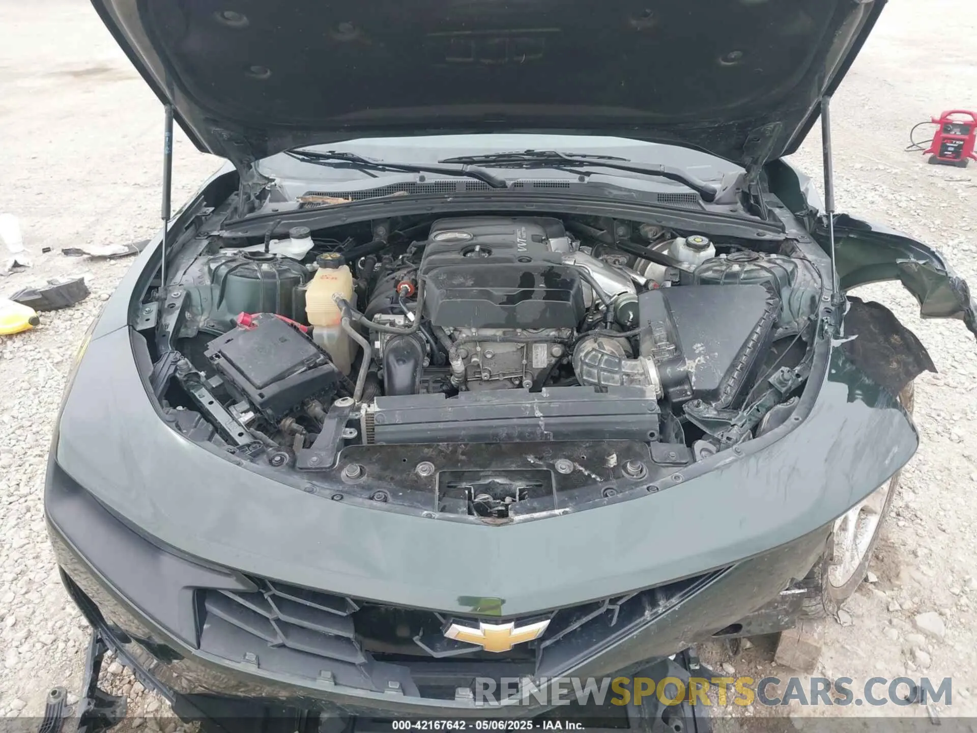 10 Photograph of a damaged car 1G1FB1RX1L0108280 CHEVROLET CAMARO 2020