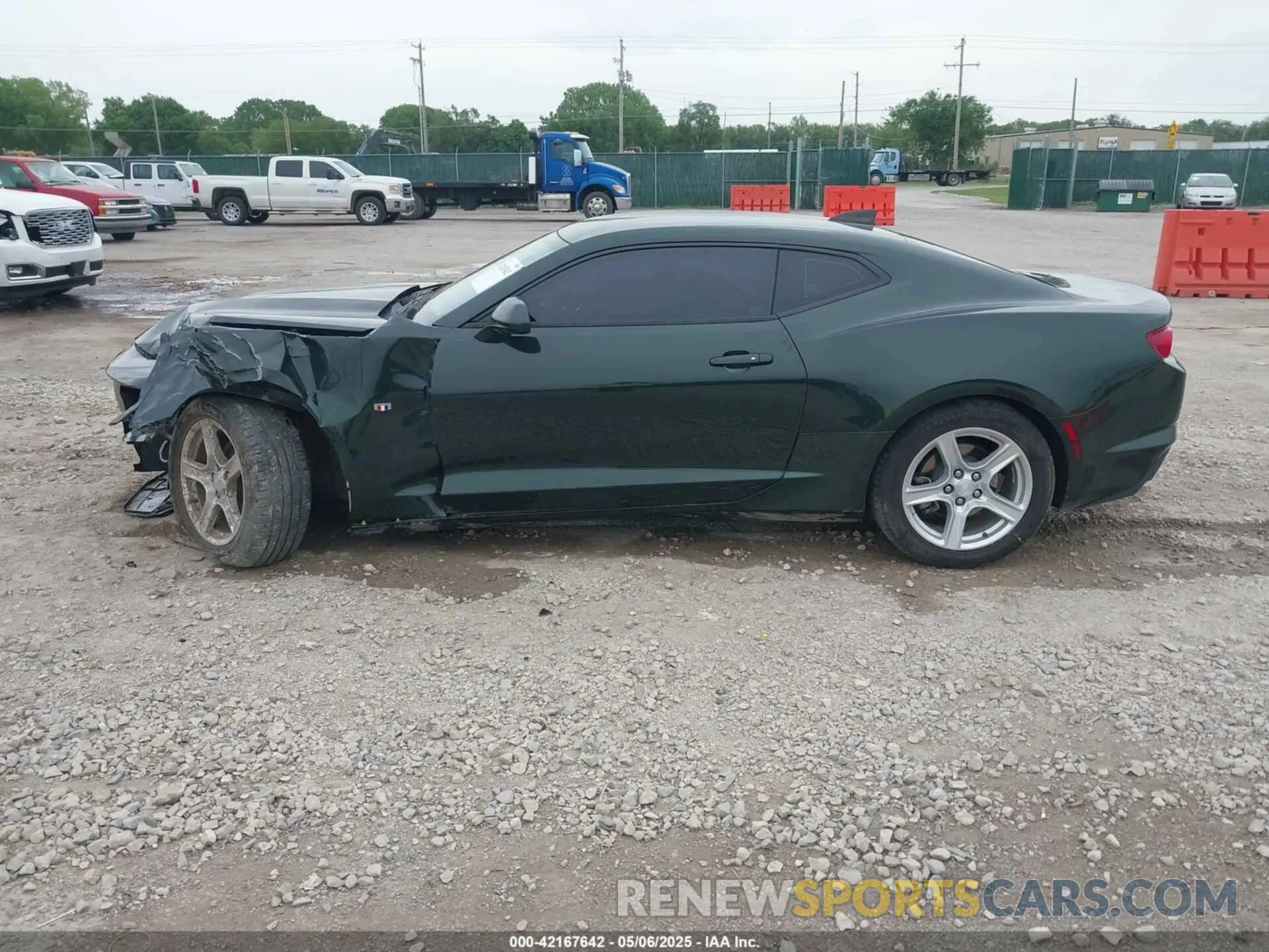 15 Photograph of a damaged car 1G1FB1RX1L0108280 CHEVROLET CAMARO 2020