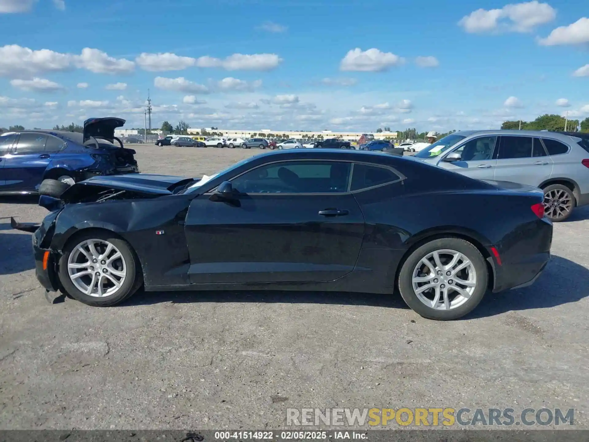 14 Photograph of a damaged car 1G1FB1RX1L0133714 CHEVROLET CAMARO 2020