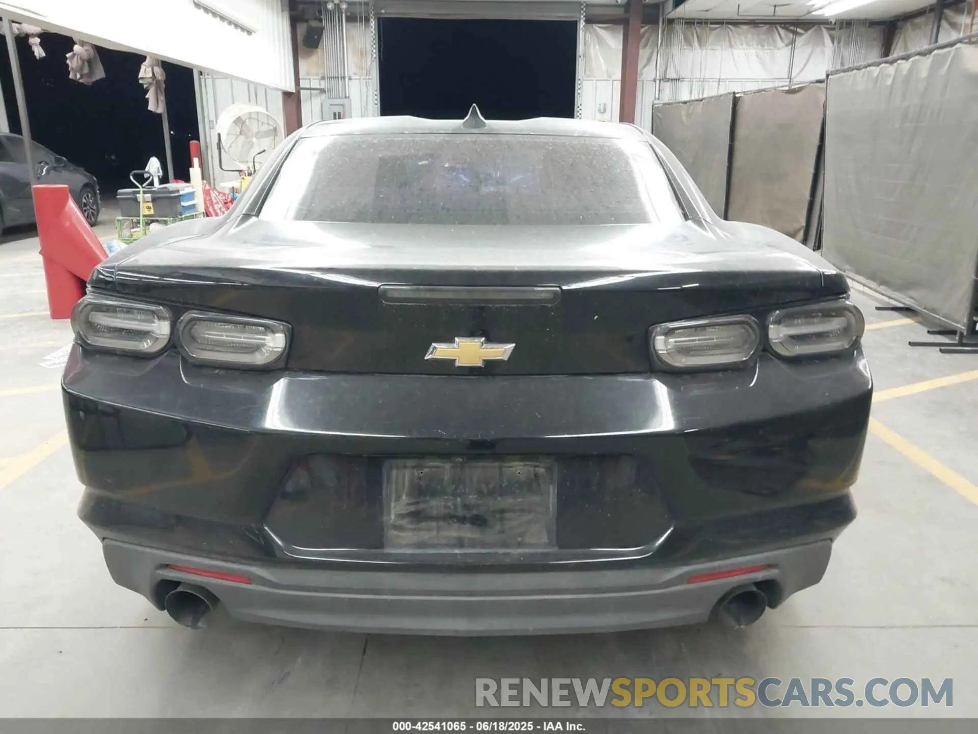 16 Photograph of a damaged car 1G1FB1RX2L0108613 CHEVROLET CAMARO 2020