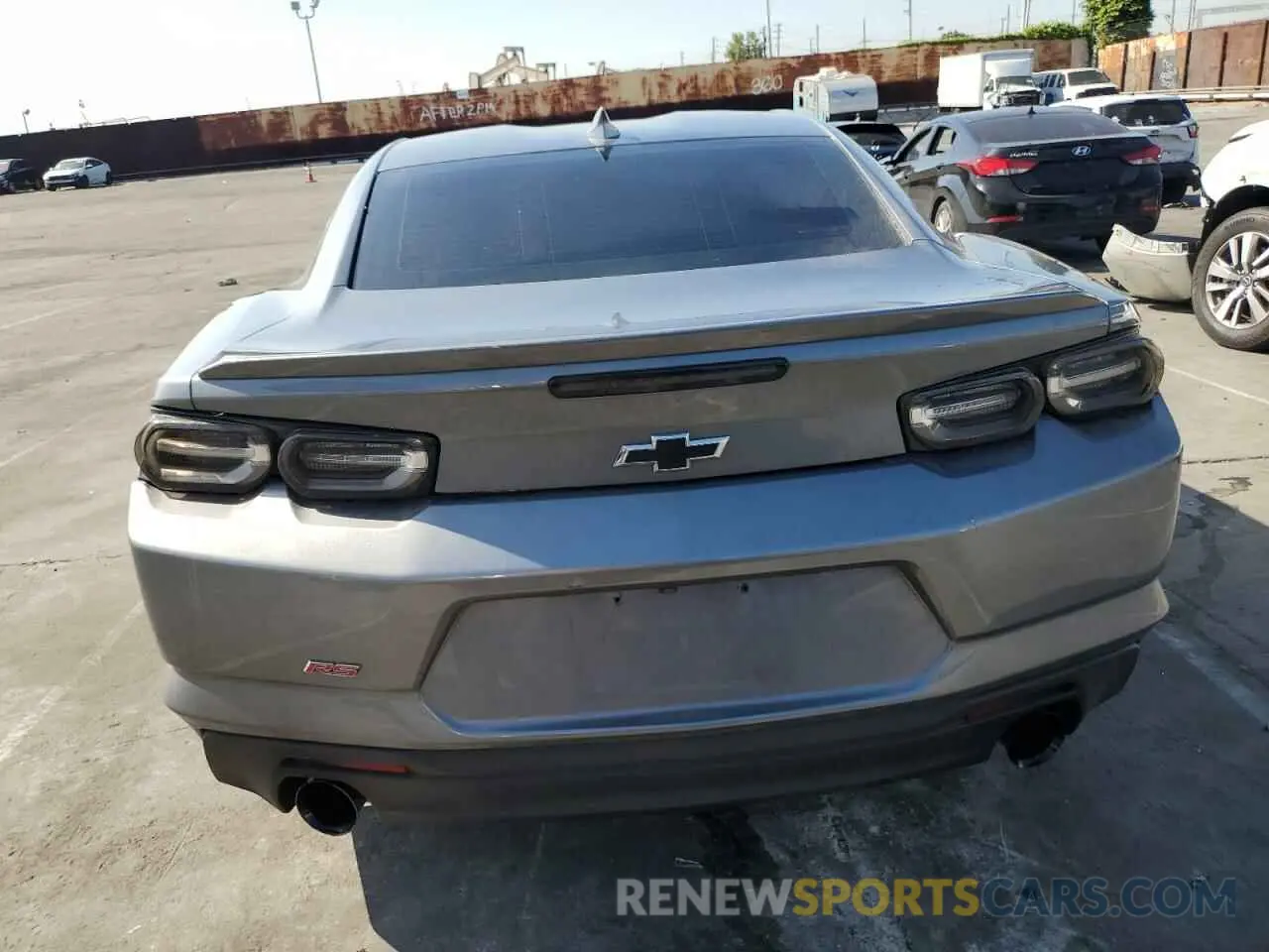 6 Photograph of a damaged car 1G1FB1RX3L0135464 CHEVROLET CAMARO 2020
