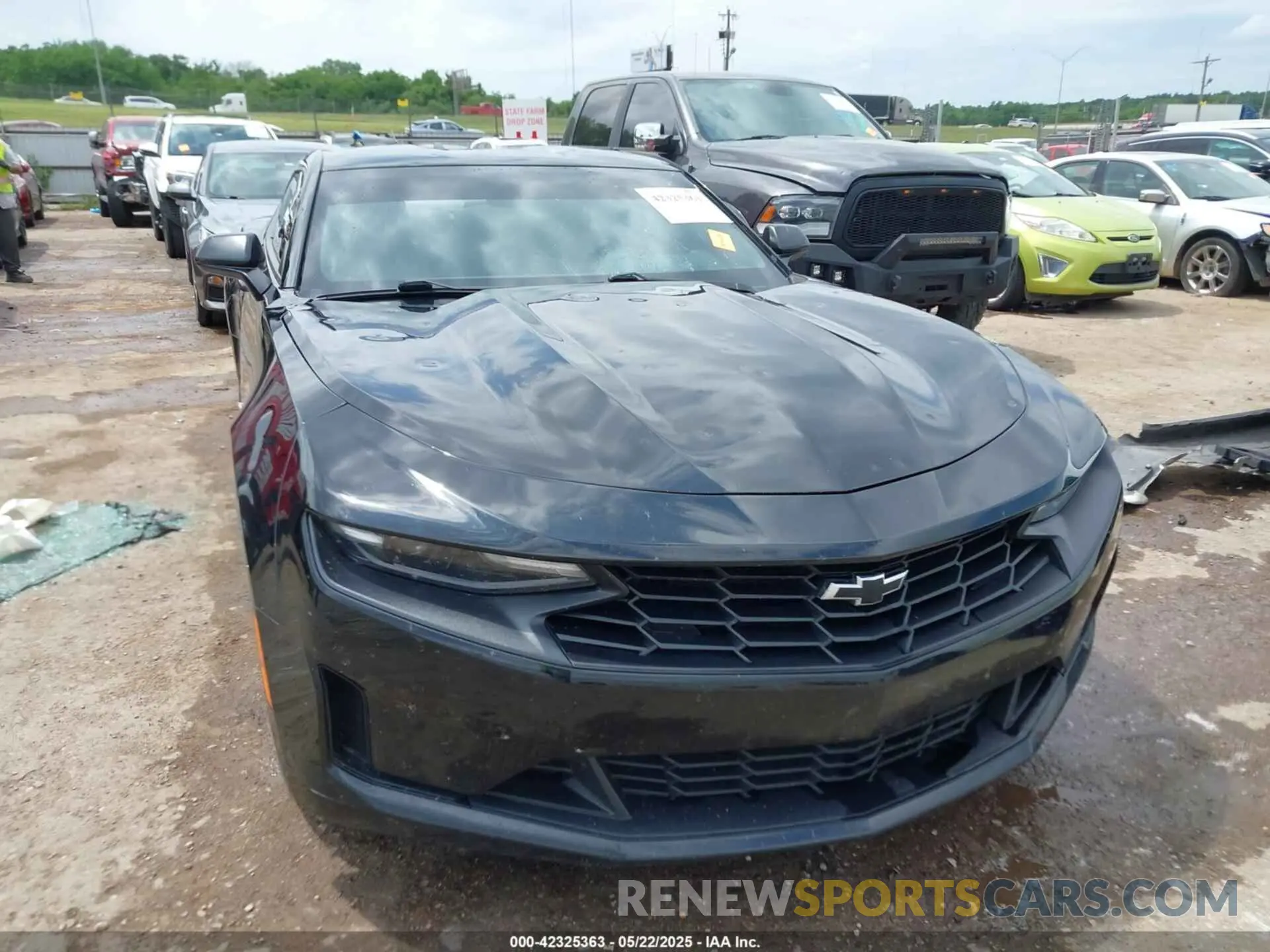 12 Photograph of a damaged car 1G1FB1RX4L0140365 CHEVROLET CAMARO 2020