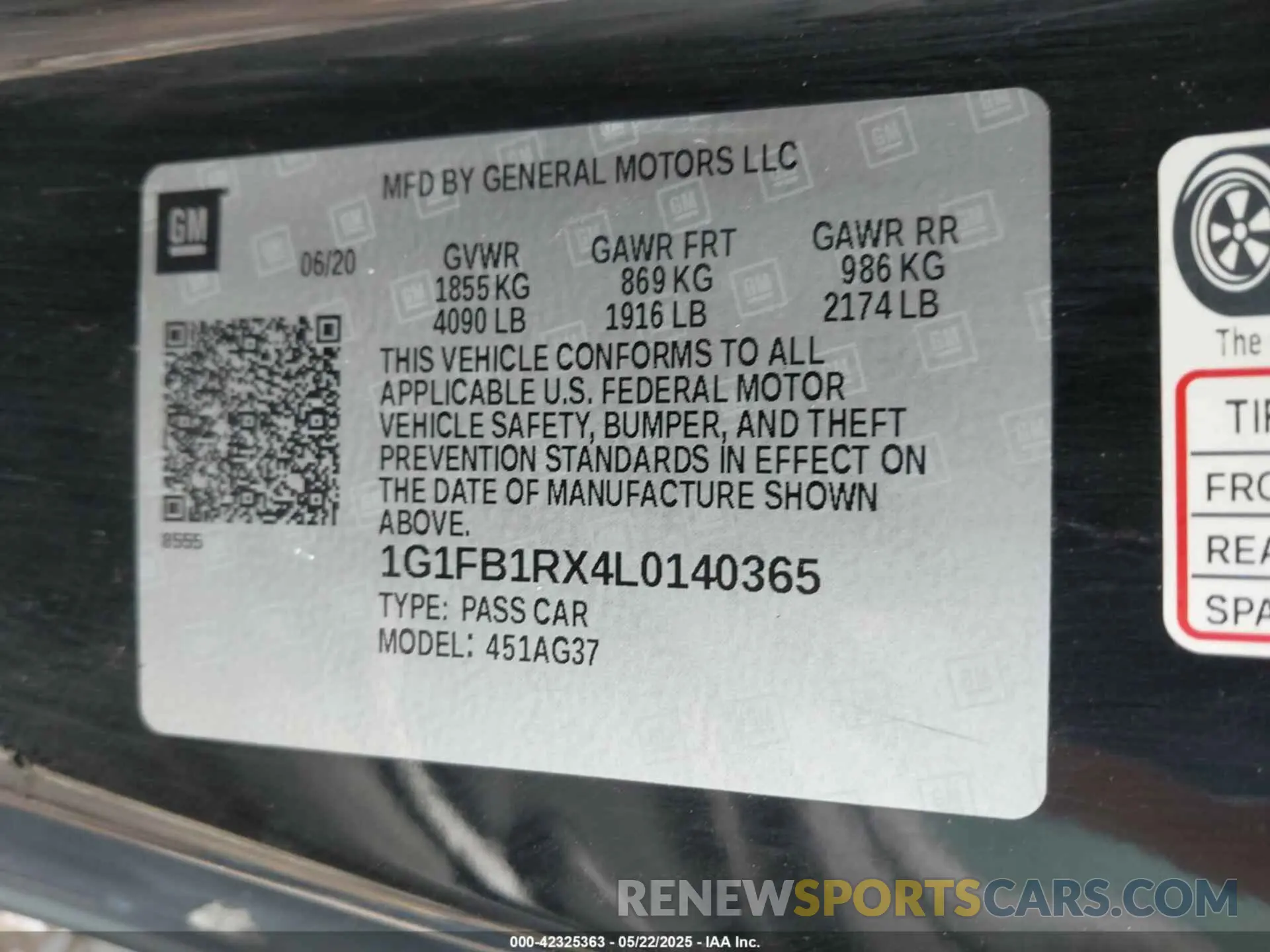 9 Photograph of a damaged car 1G1FB1RX4L0140365 CHEVROLET CAMARO 2020