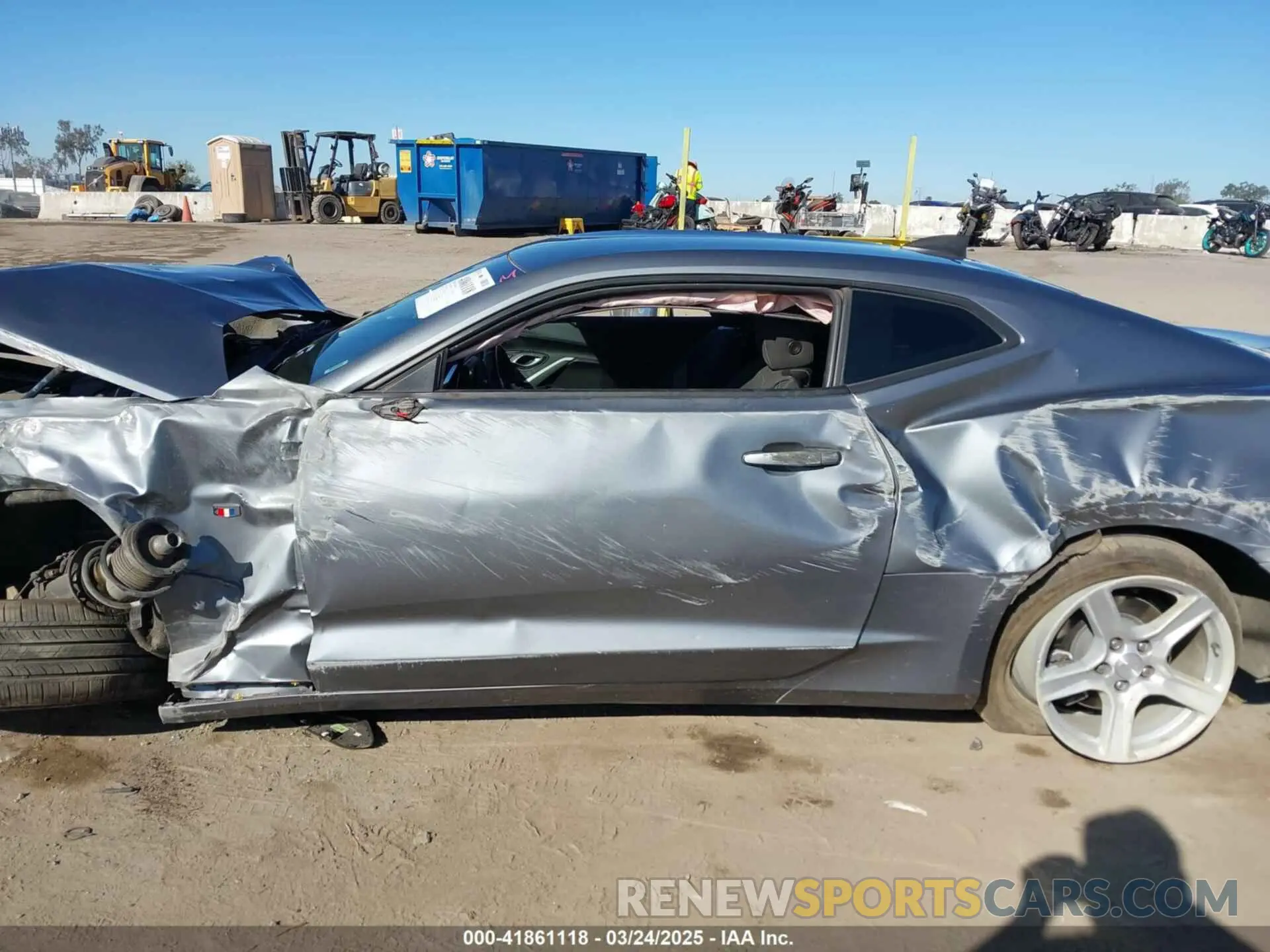 13 Photograph of a damaged car 1G1FB1RX7L0102306 CHEVROLET CAMARO 2020