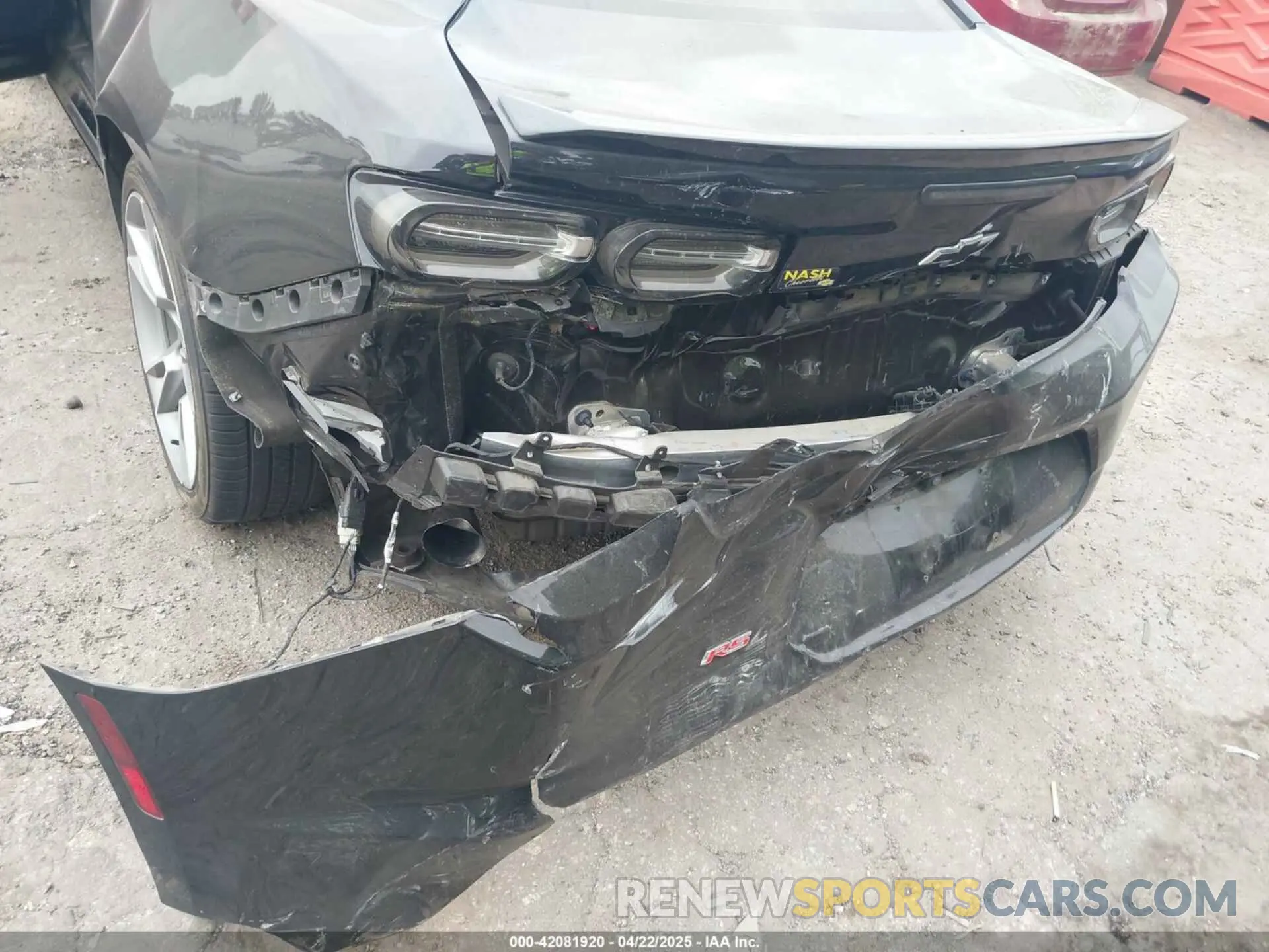 6 Photograph of a damaged car 1G1FB1RX8L0115081 CHEVROLET CAMARO 2020