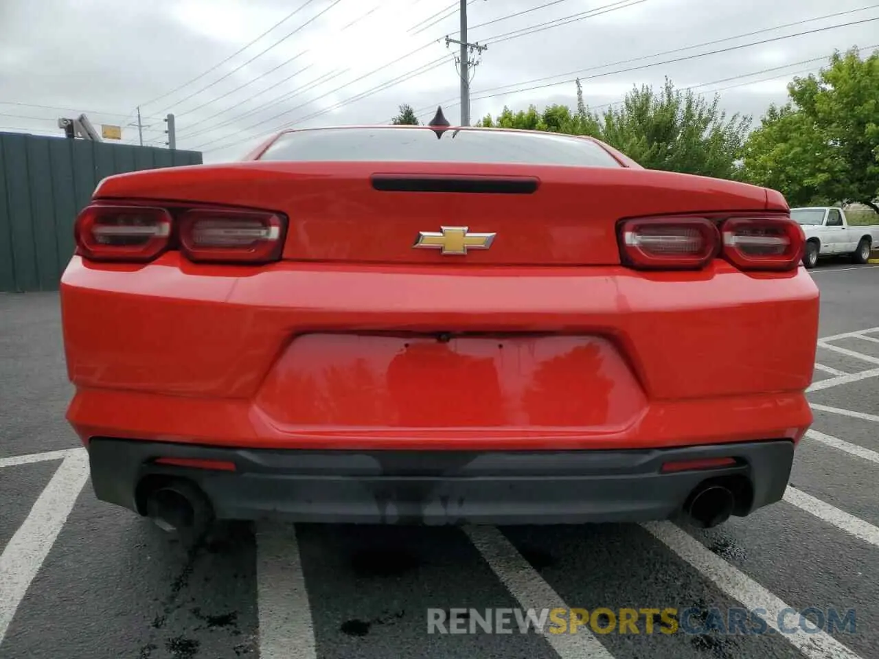 6 Photograph of a damaged car 1G1FB1RX9L0103019 CHEVROLET CAMARO 2020