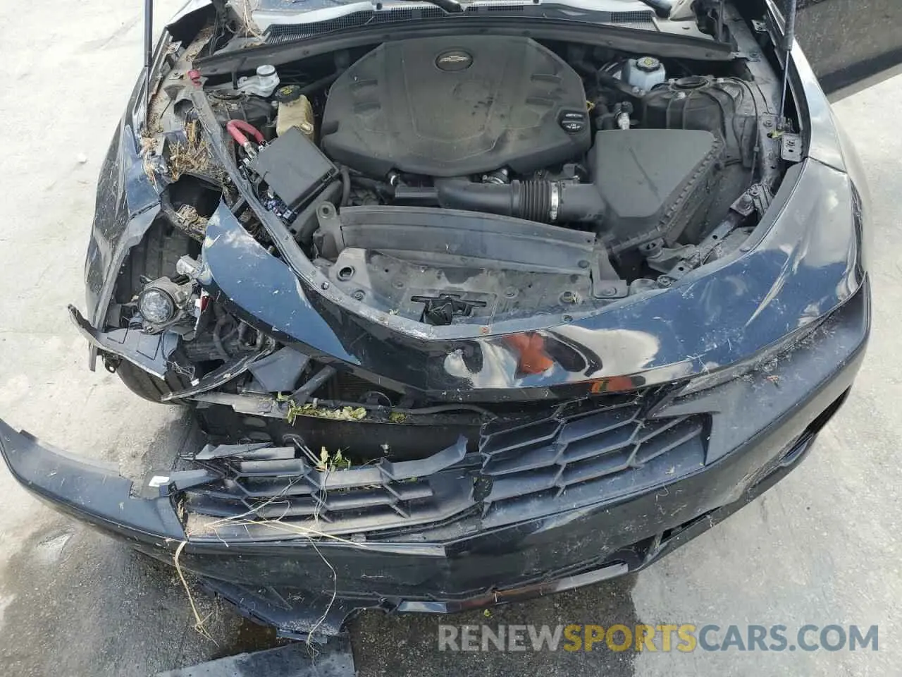 11 Photograph of a damaged car 1G1FB3DS2L0114869 CHEVROLET CAMARO 2020