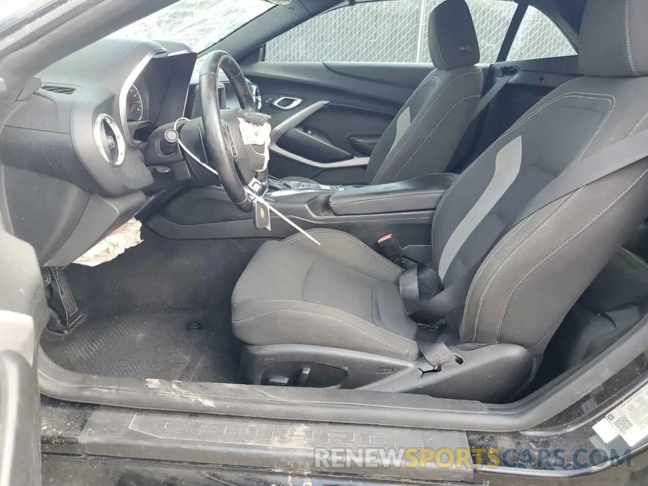 7 Photograph of a damaged car 1G1FB3DS2L0114869 CHEVROLET CAMARO 2020