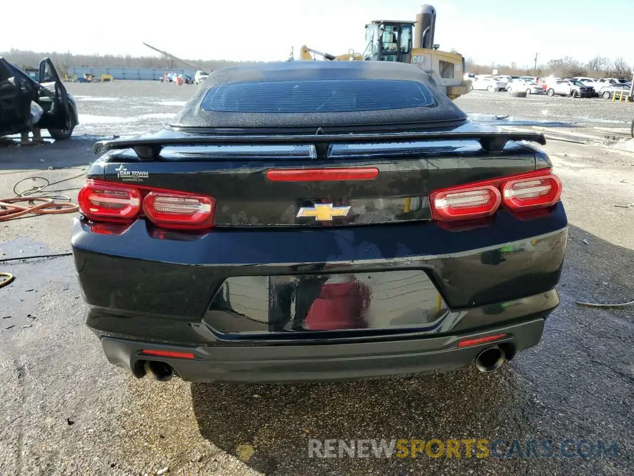 6 Photograph of a damaged car 1G1FB3DS3L0105484 CHEVROLET CAMARO 2020