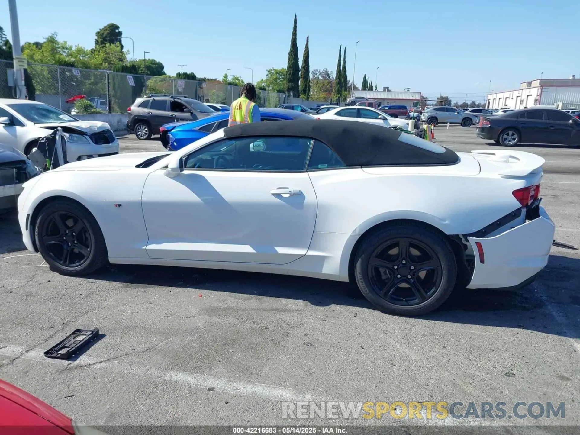 14 Photograph of a damaged car 1G1FB3DX6L0111596 CHEVROLET CAMARO 2020