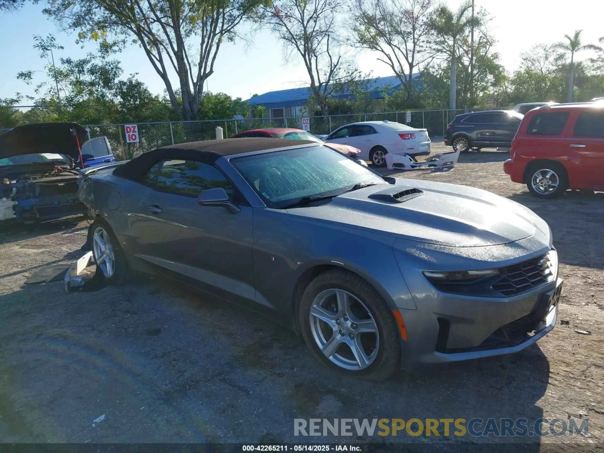 1 Photograph of a damaged car 1G1FB3DXXL0105753 CHEVROLET CAMARO 2020