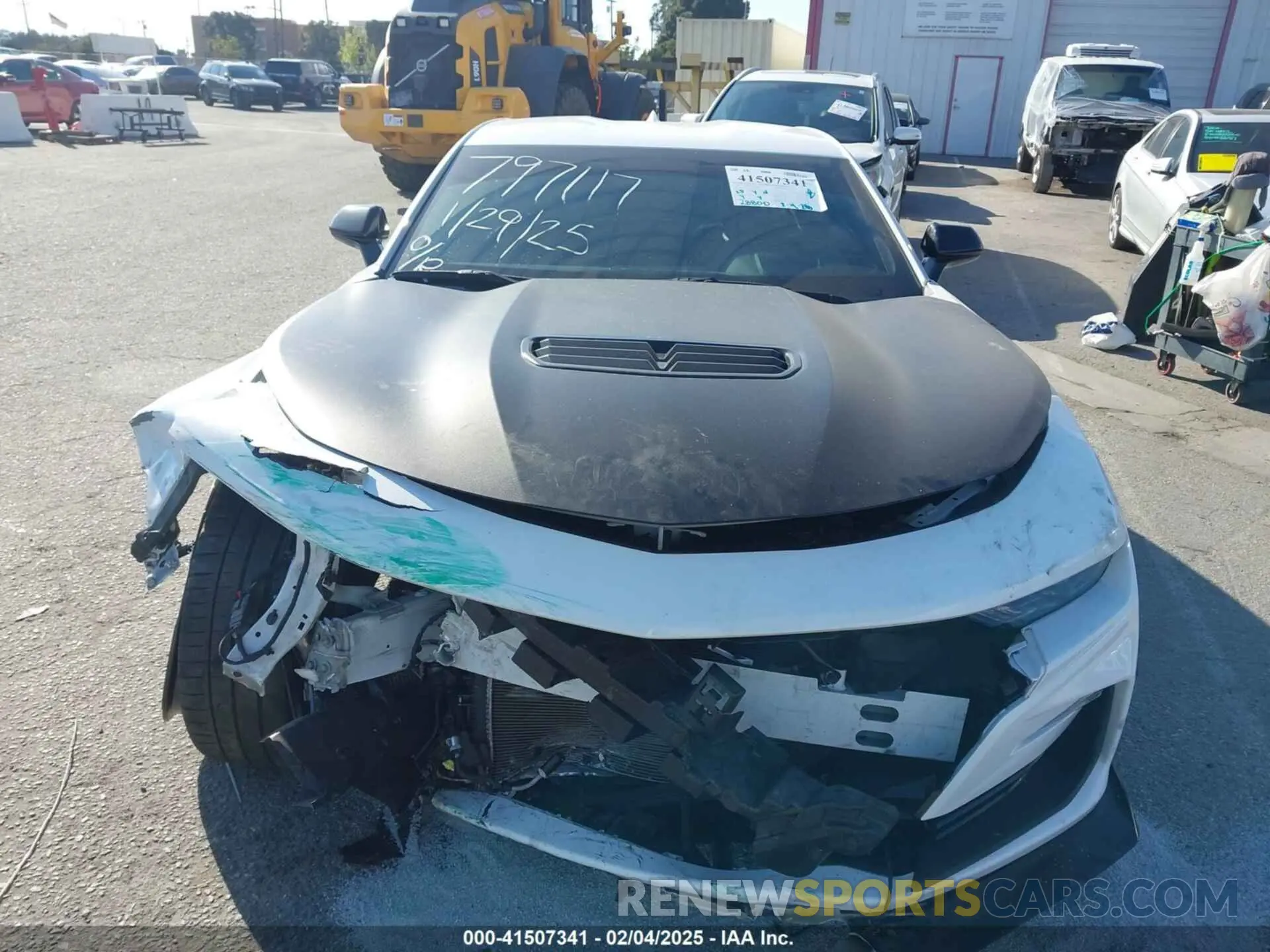 13 Photograph of a damaged car 1G1FE1R72L0137049 CHEVROLET CAMARO 2020