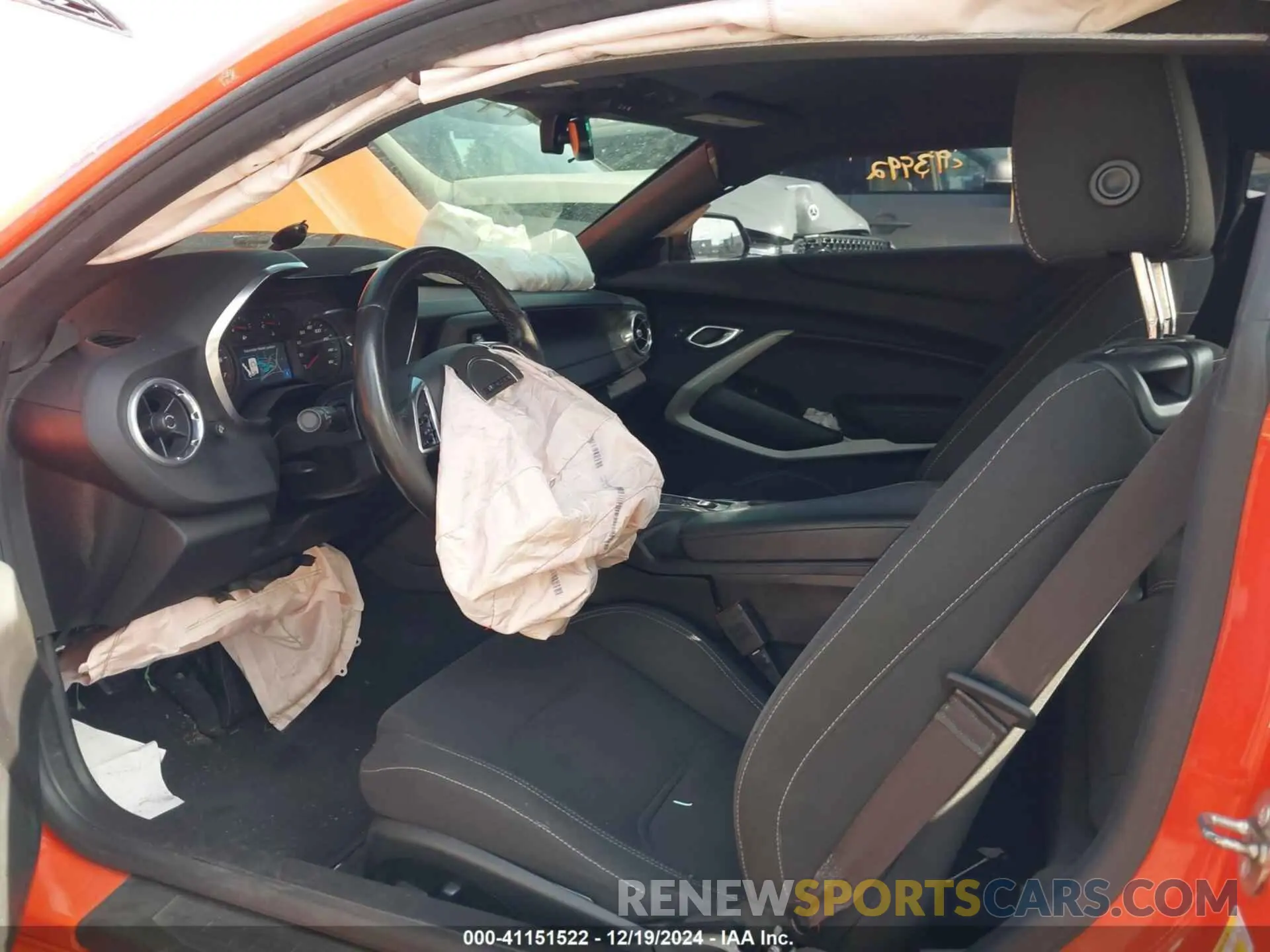 5 Photograph of a damaged car 1G1FE1R79L0122256 CHEVROLET CAMARO 2020