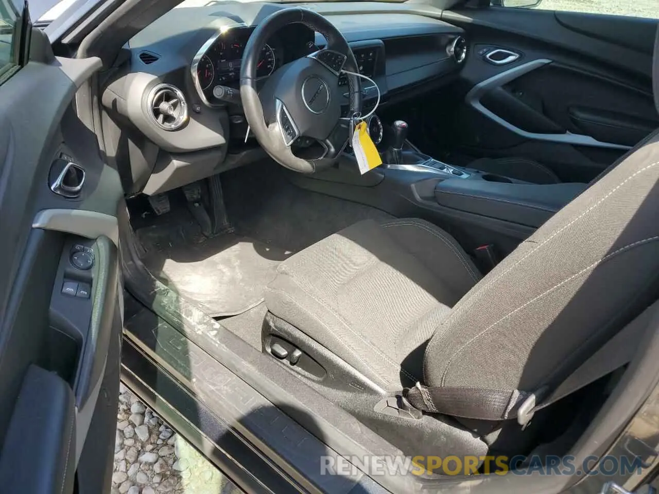 8 Photograph of a damaged car 1G1FE1R7XL0110066 CHEVROLET CAMARO 2020