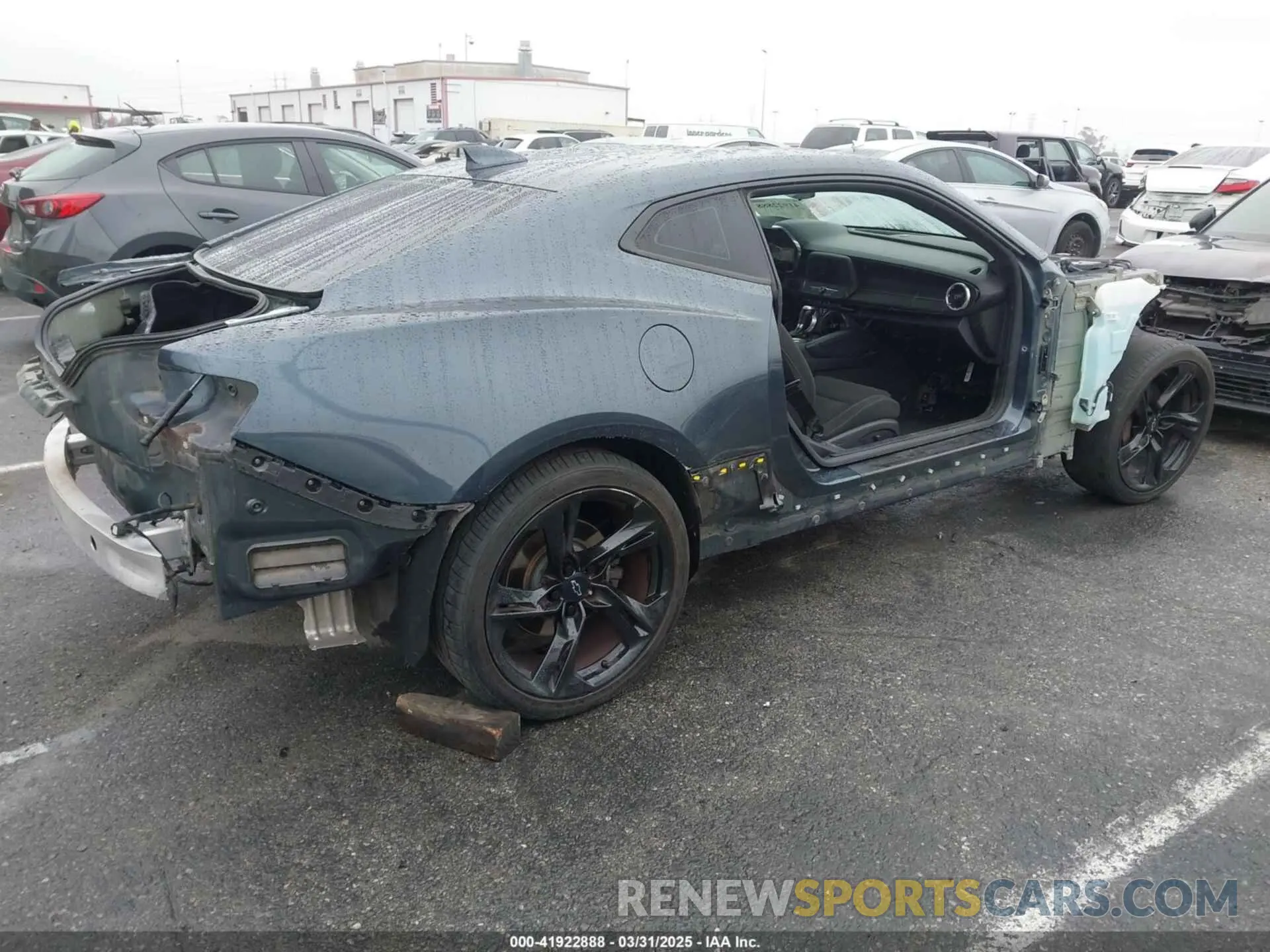 4 Photograph of a damaged car 1G1FF1R72L0102427 CHEVROLET CAMARO 2020