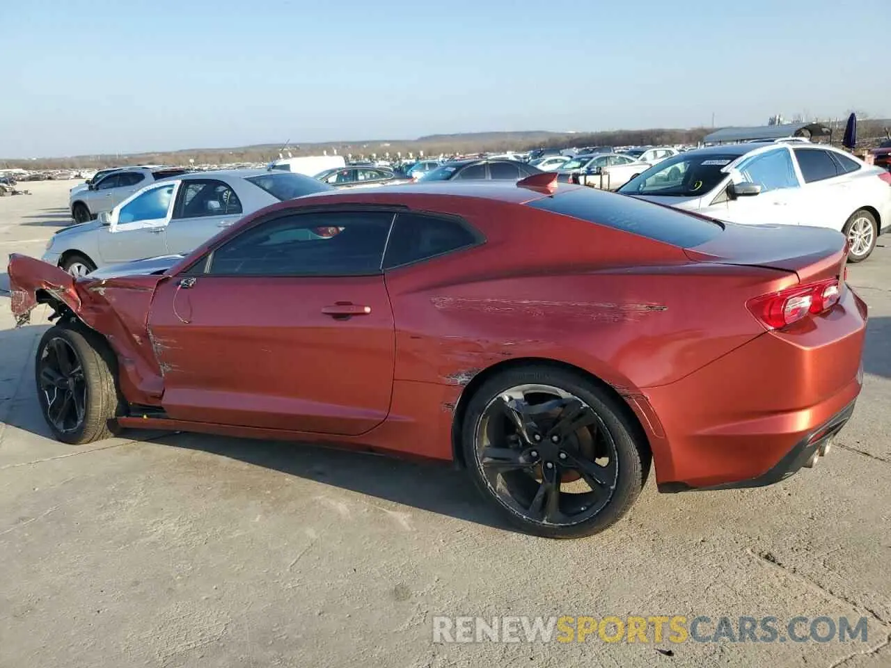 2 Photograph of a damaged car 1G1FF1R7XL0128161 CHEVROLET CAMARO 2020
