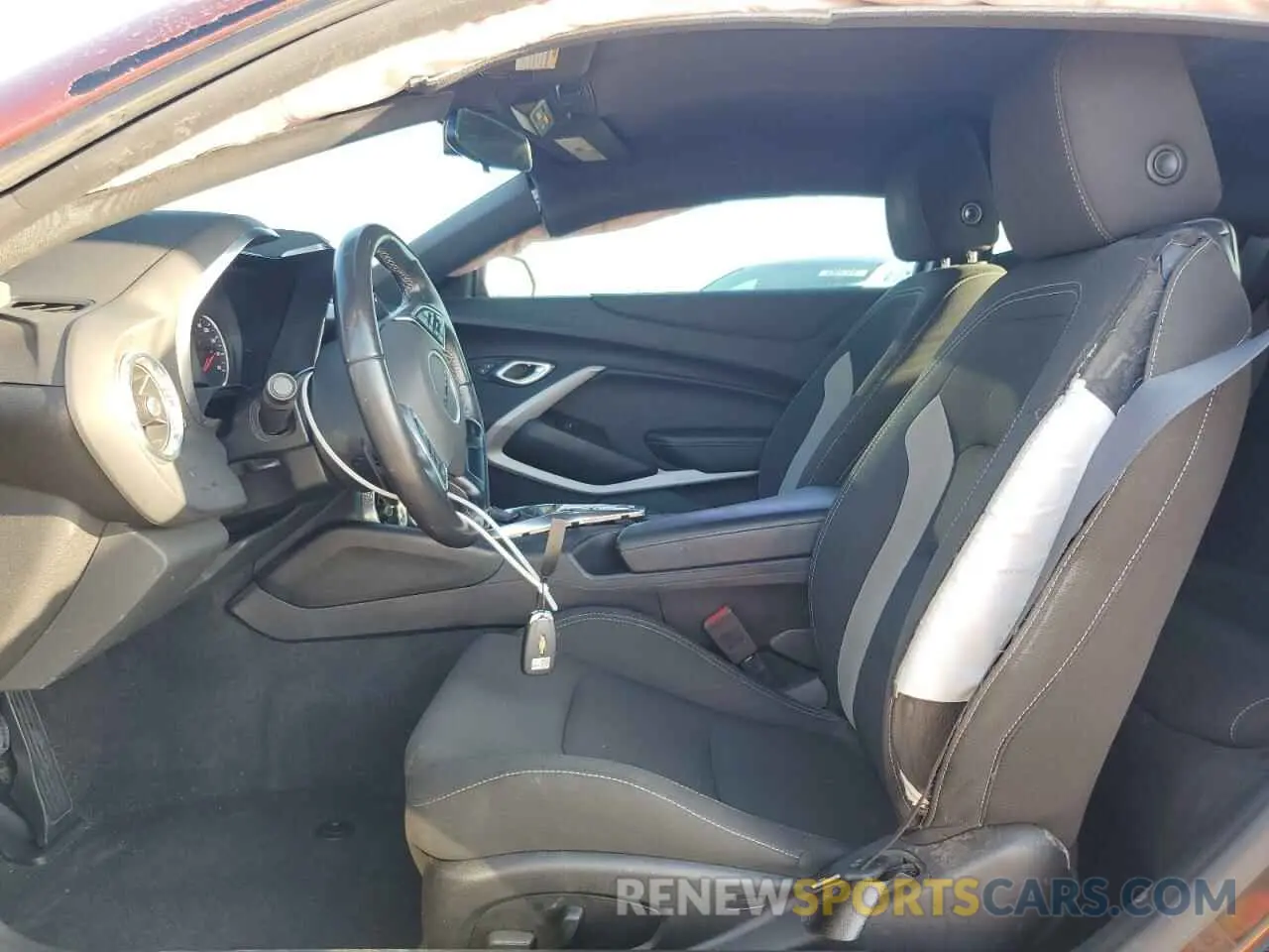 7 Photograph of a damaged car 1G1FF1R7XL0128161 CHEVROLET CAMARO 2020