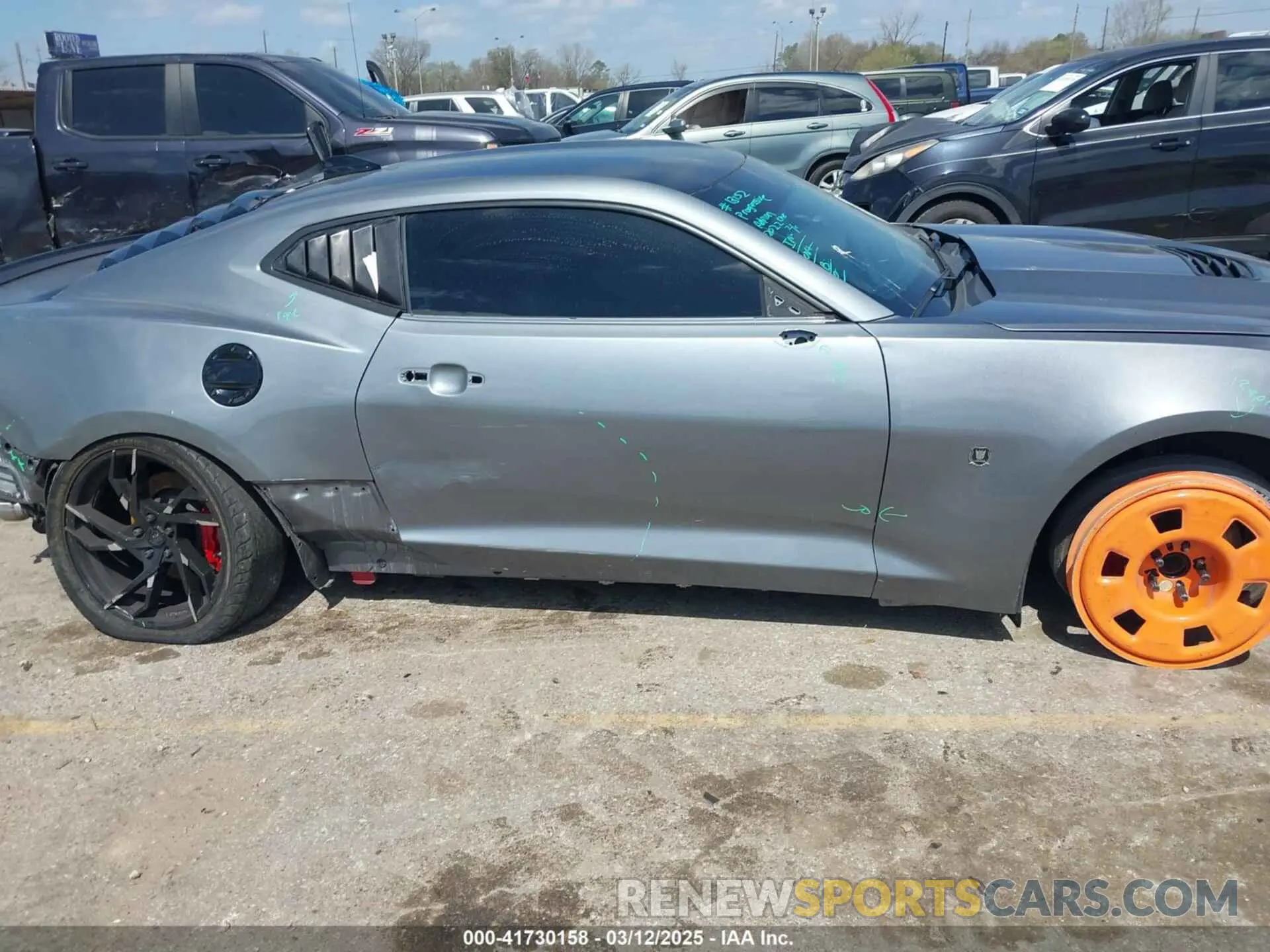 12 Photograph of a damaged car 1G1FG1R71L0114890 CHEVROLET CAMARO 2020