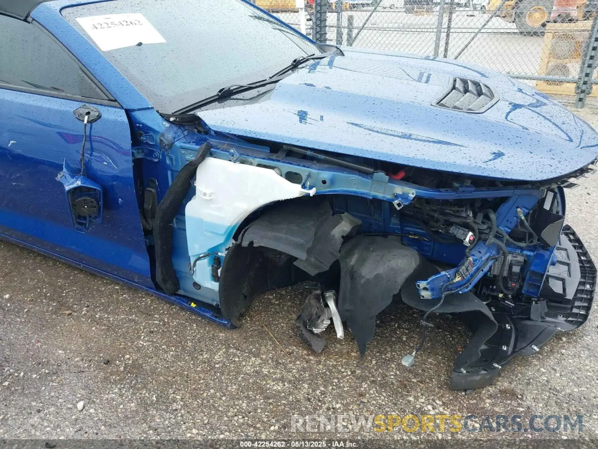 18 Photograph of a damaged car 1G1FH3D71L0103498 CHEVROLET CAMARO 2020