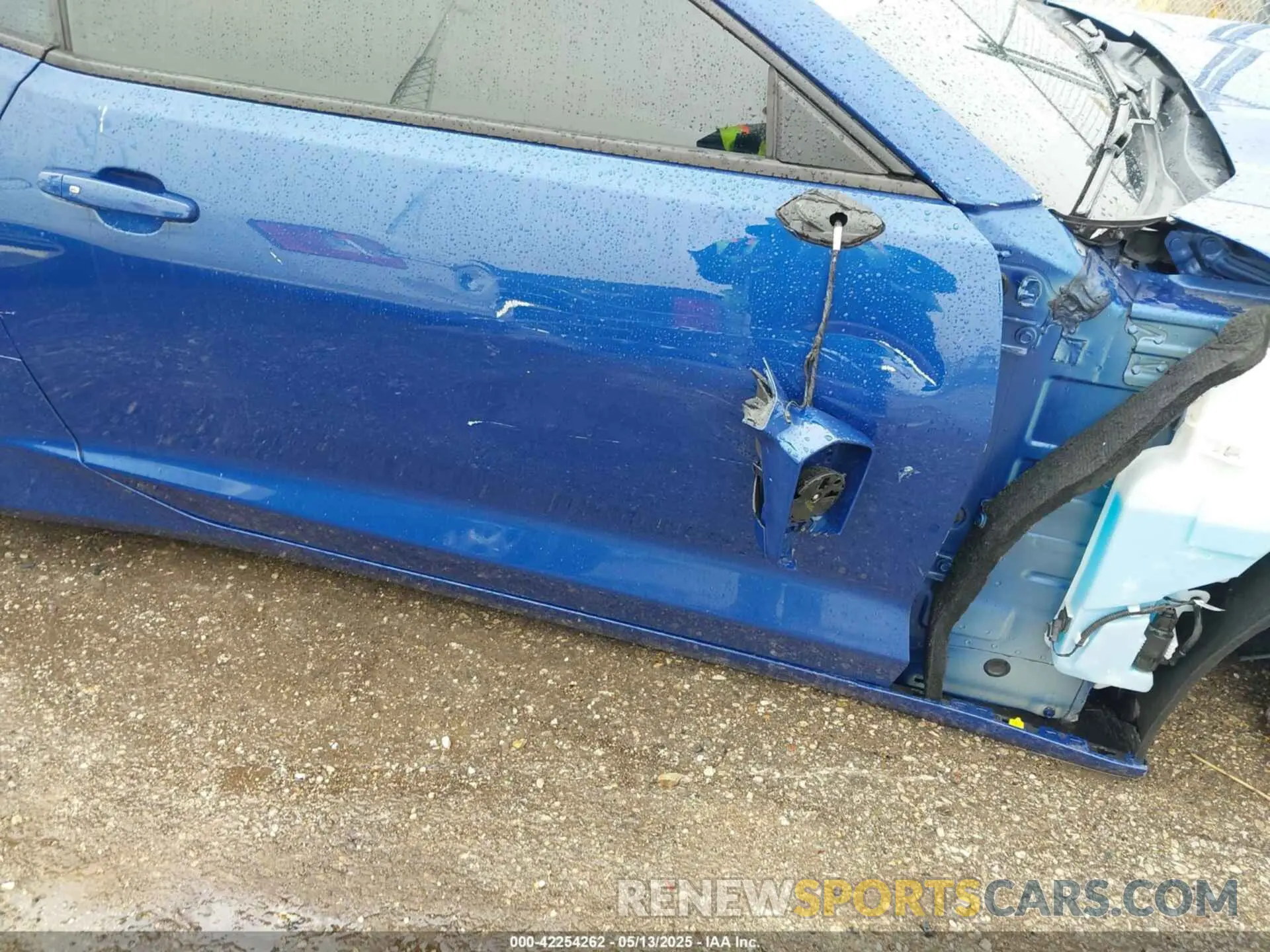 19 Photograph of a damaged car 1G1FH3D71L0103498 CHEVROLET CAMARO 2020