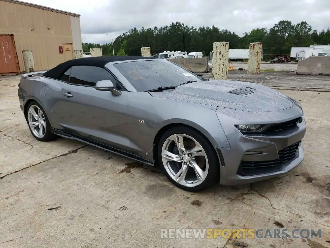 4 Photograph of a damaged car 1G1FH3D71L0132368 CHEVROLET CAMARO 2020
