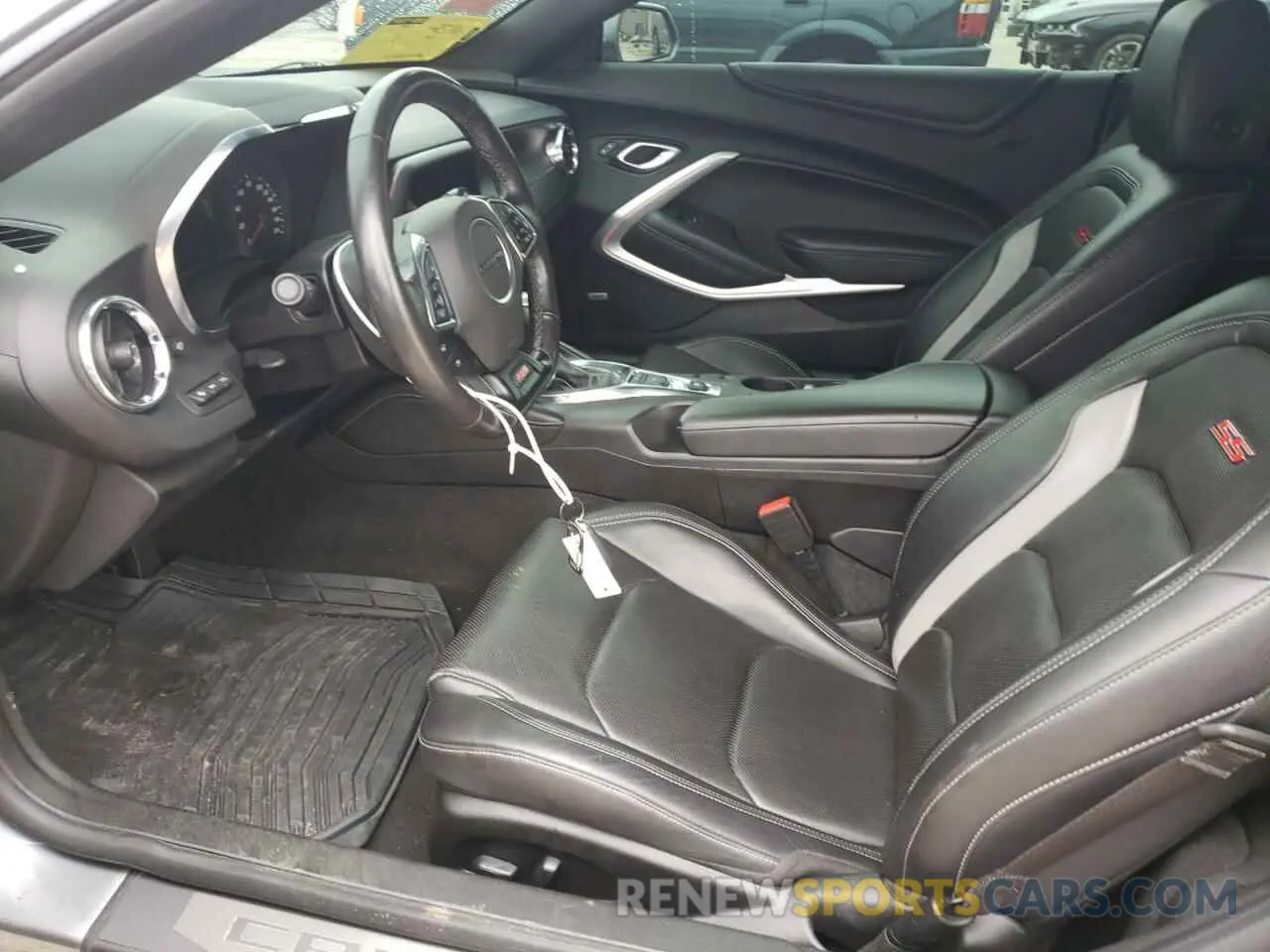 7 Photograph of a damaged car 1G1FH3D71L0132368 CHEVROLET CAMARO 2020