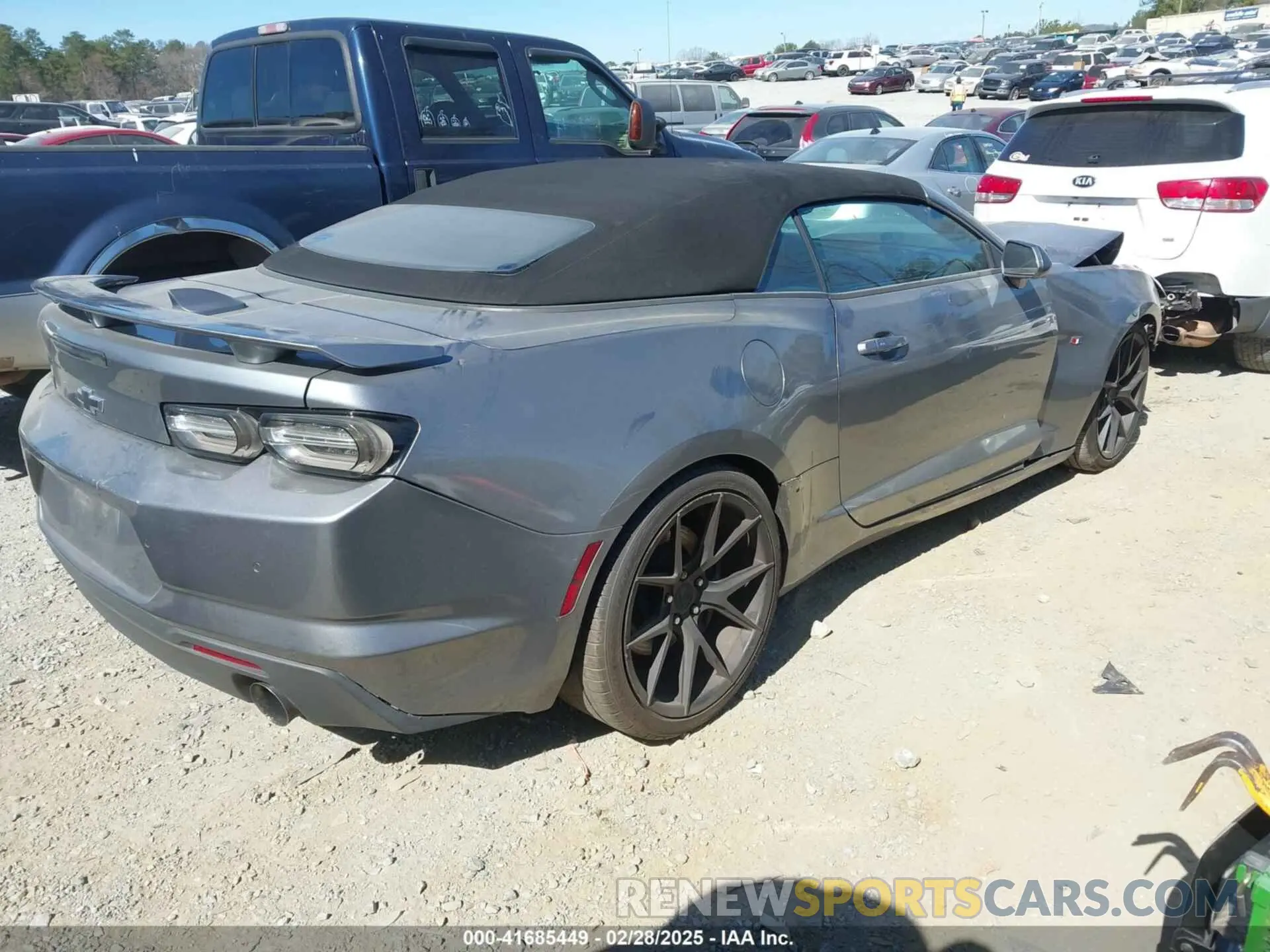 4 Photograph of a damaged car 1G1FH3D76L0132284 CHEVROLET CAMARO 2020