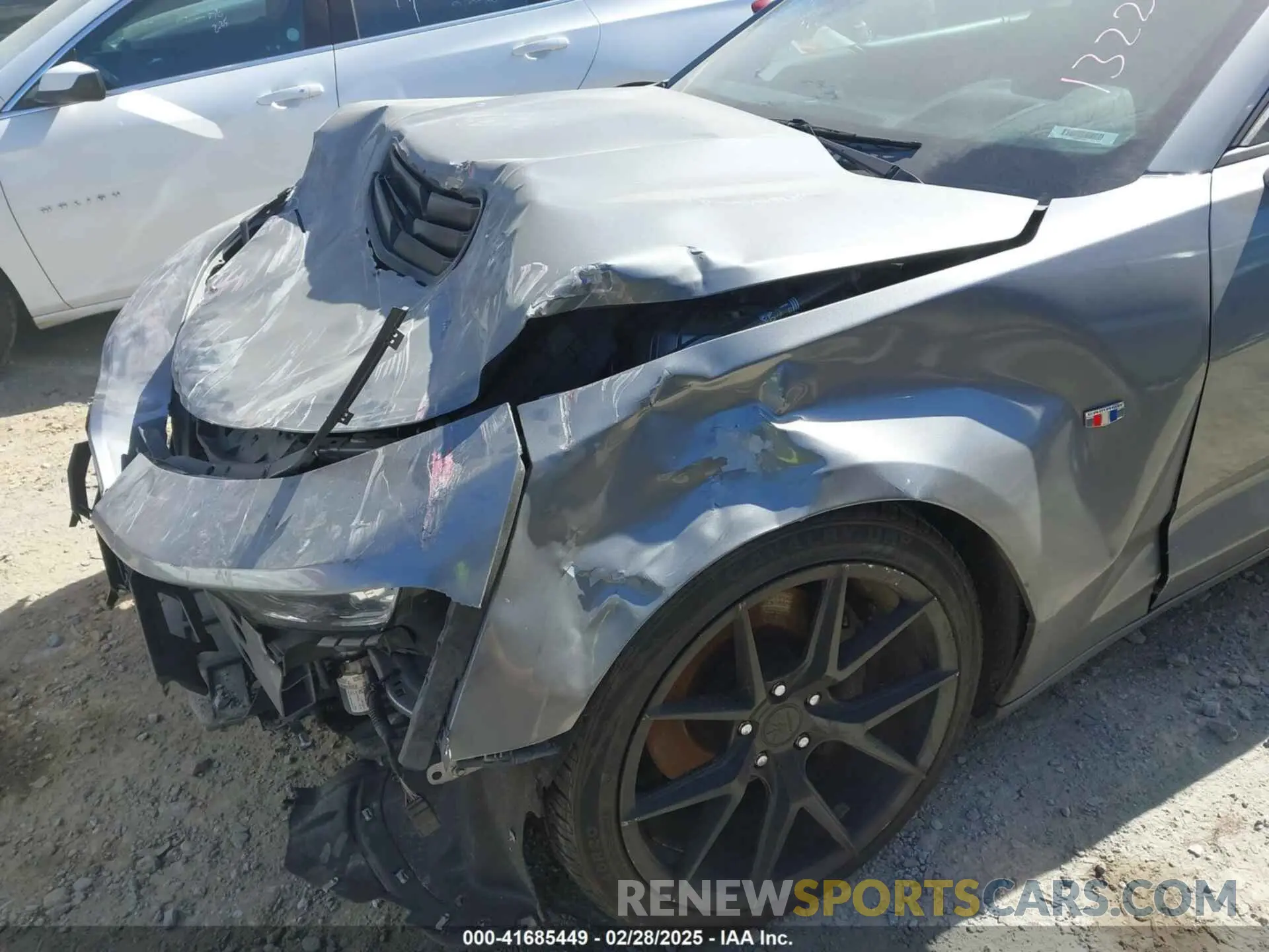 6 Photograph of a damaged car 1G1FH3D76L0132284 CHEVROLET CAMARO 2020