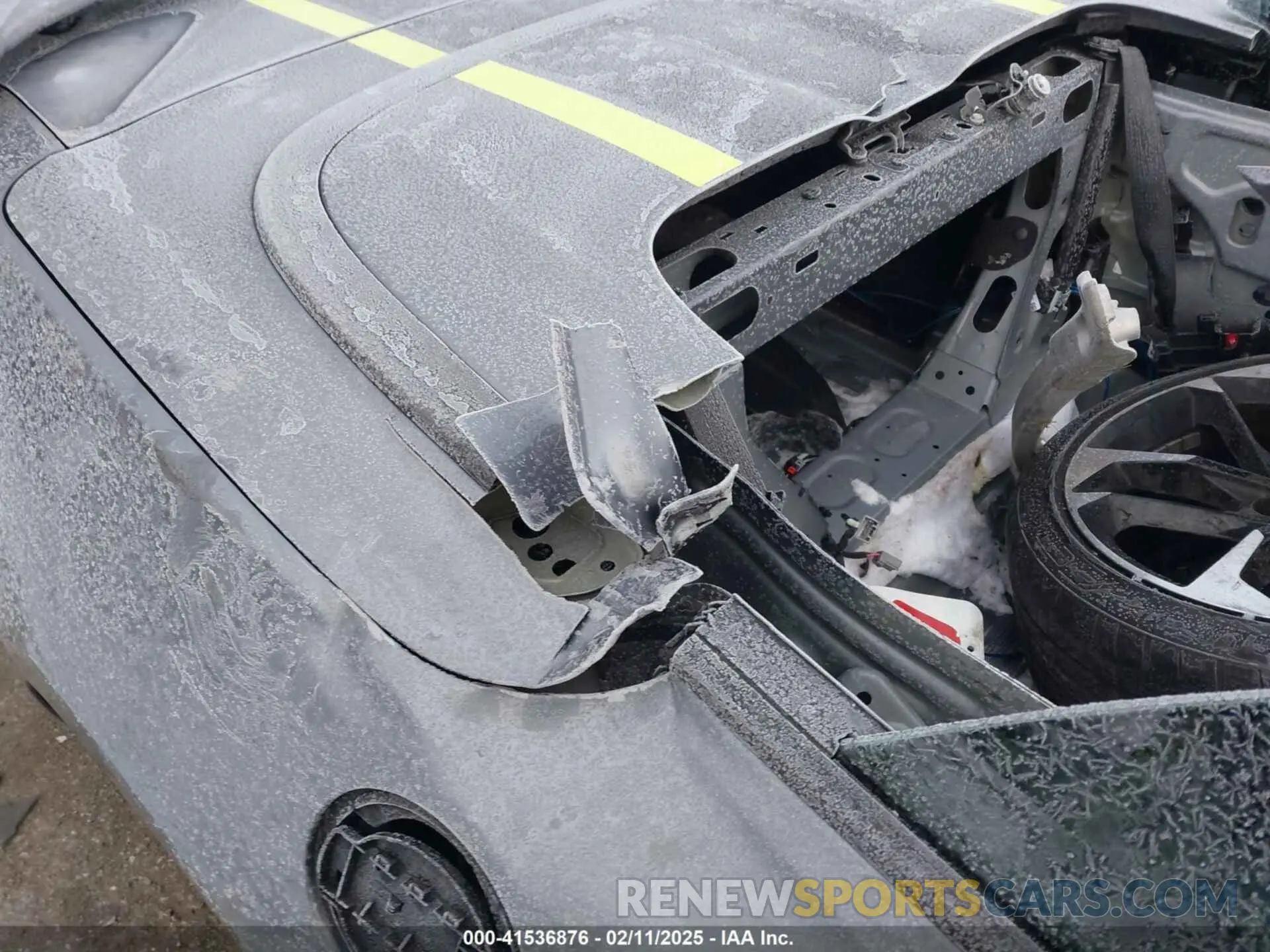 16 Photograph of a damaged car 1G1FH3D76L0143317 CHEVROLET CAMARO 2020