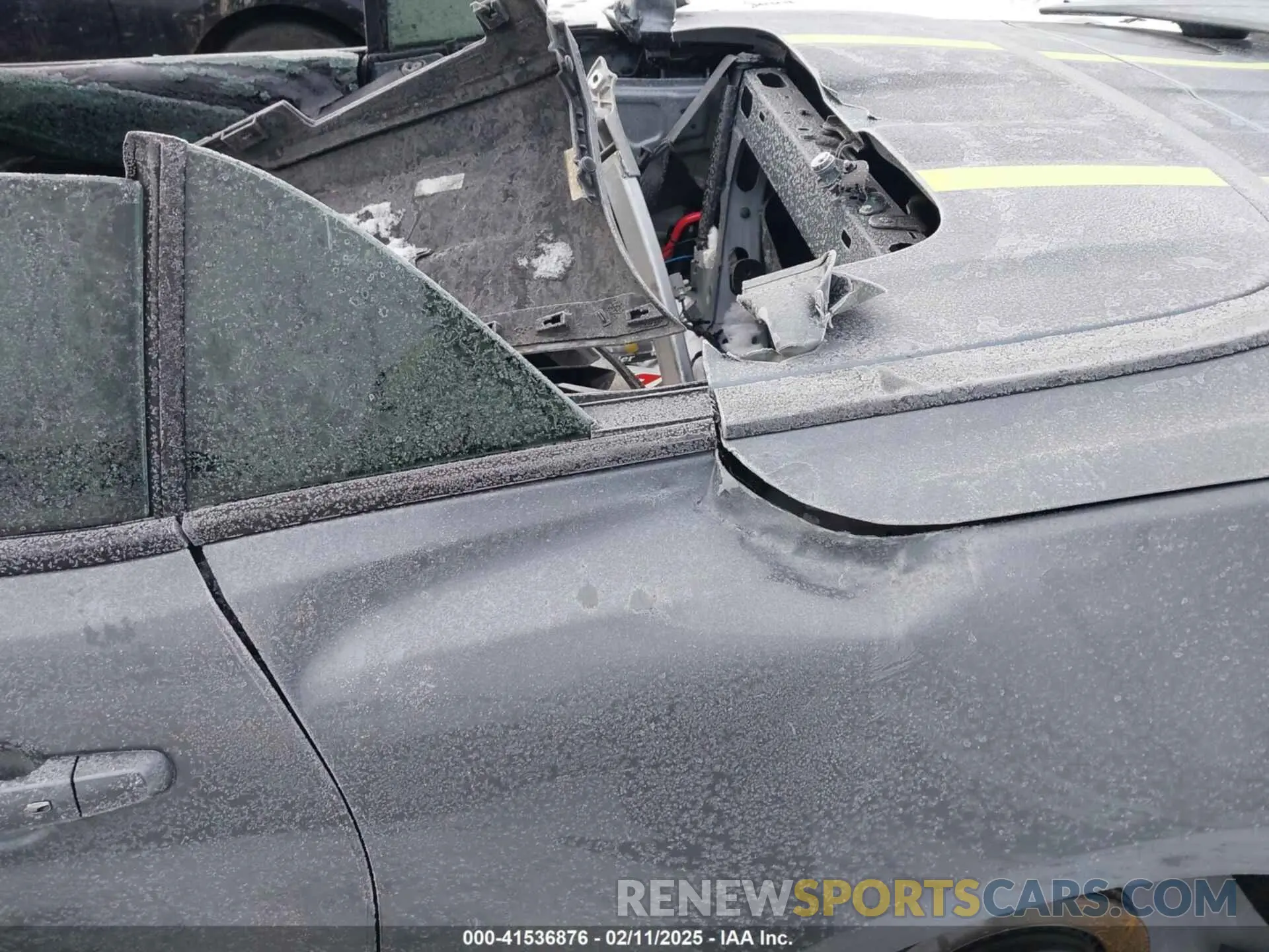 17 Photograph of a damaged car 1G1FH3D76L0143317 CHEVROLET CAMARO 2020