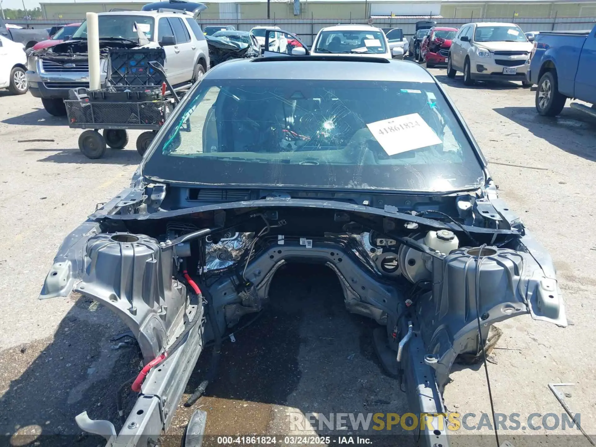 11 Photograph of a damaged car 1G1FK1R67L0106928 CHEVROLET CAMARO 2020