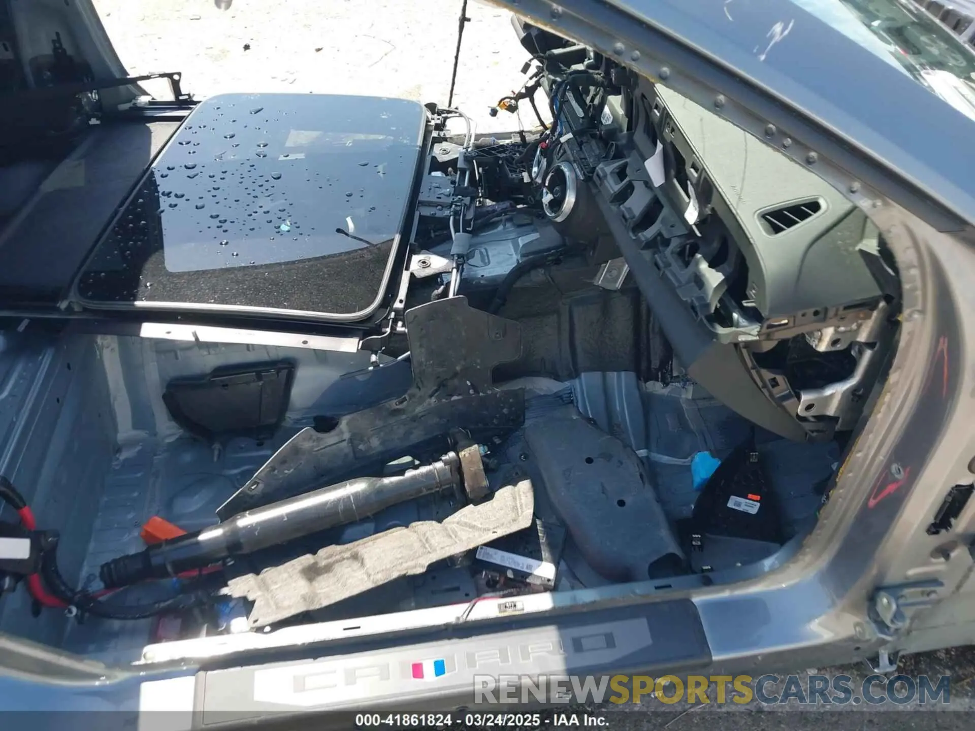 5 Photograph of a damaged car 1G1FK1R67L0106928 CHEVROLET CAMARO 2020