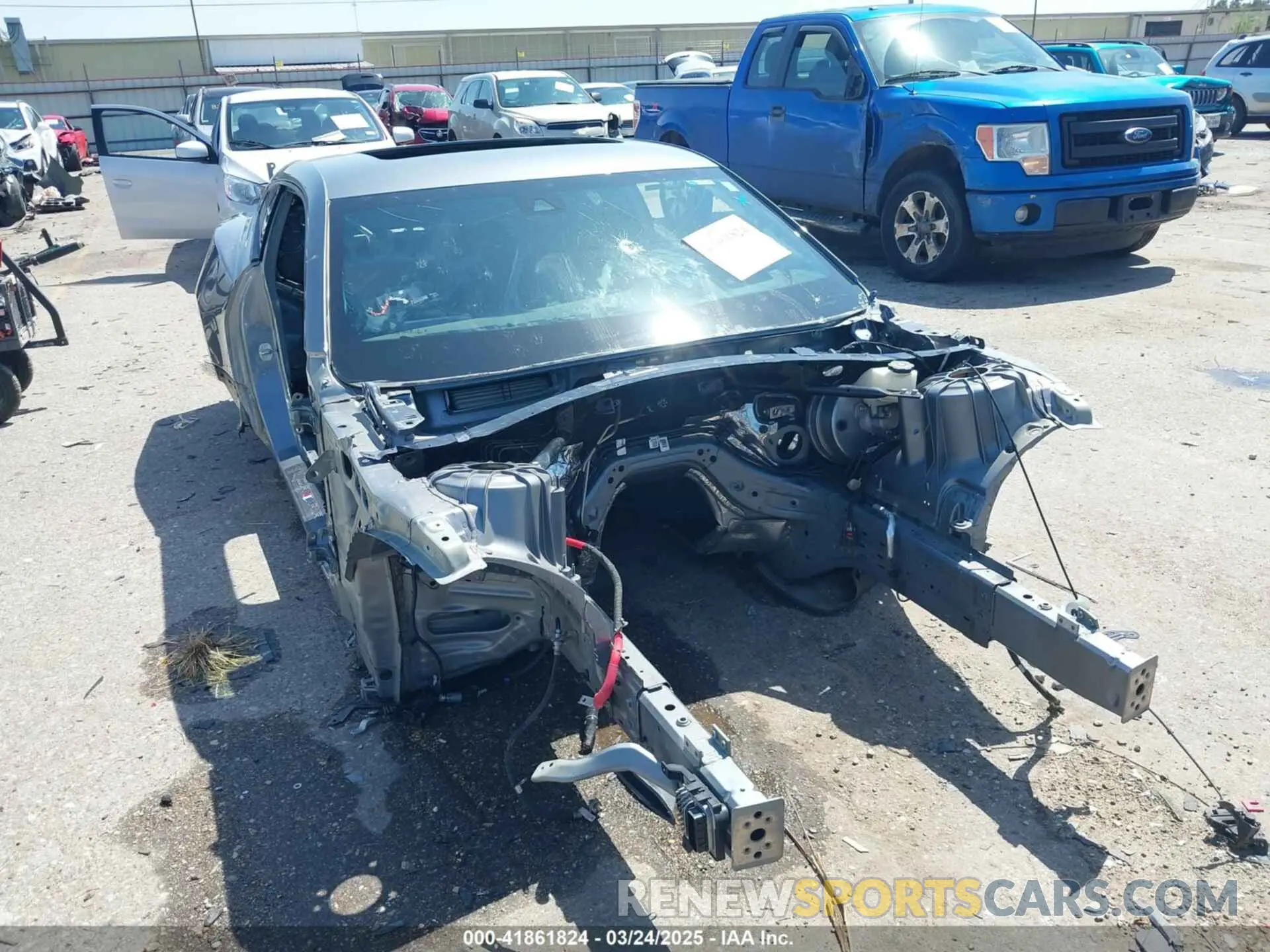 6 Photograph of a damaged car 1G1FK1R67L0106928 CHEVROLET CAMARO 2020