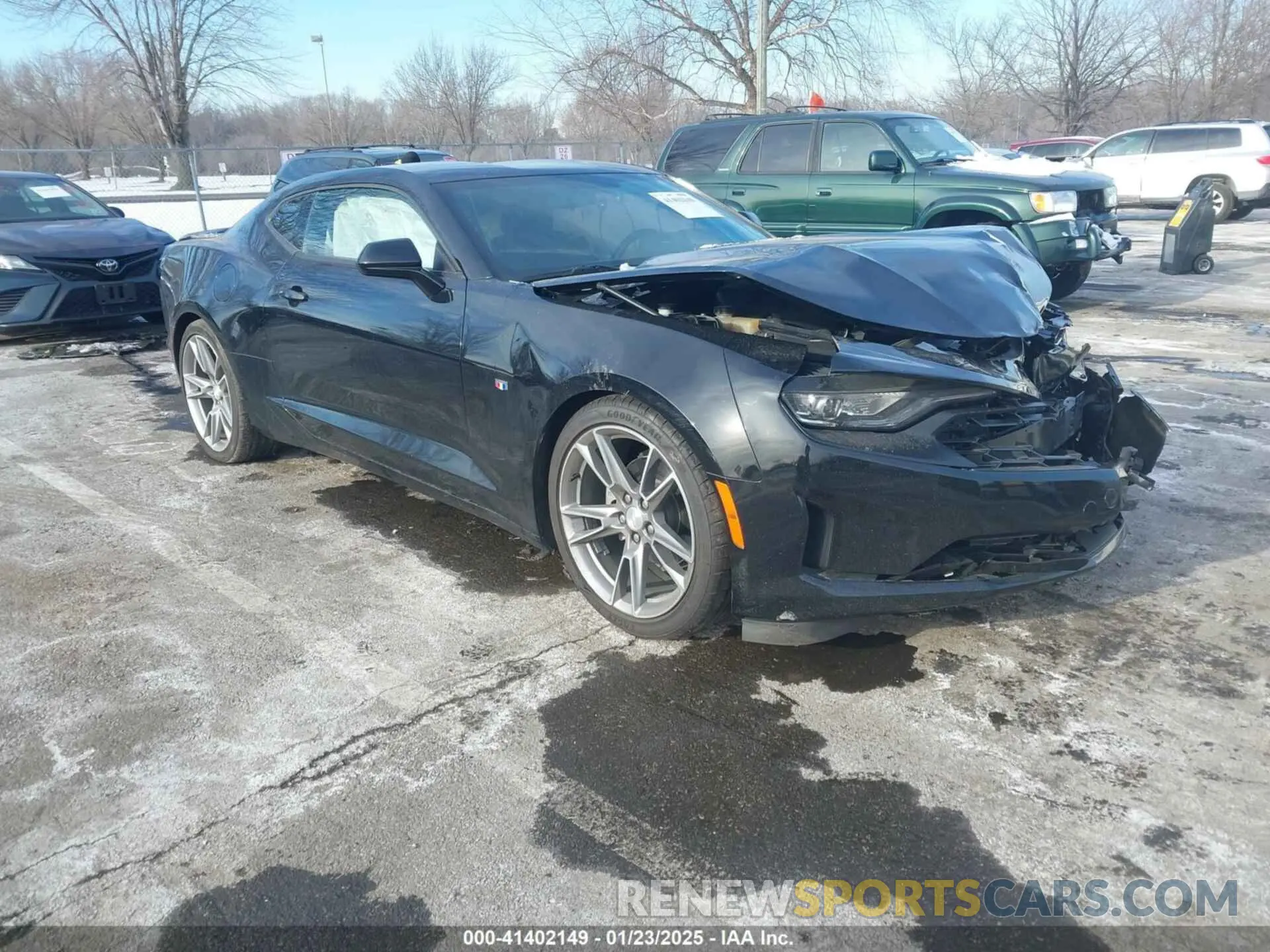 1 Photograph of a damaged car 1G1FB1RS0M0139221 CHEVROLET CAMARO 2021