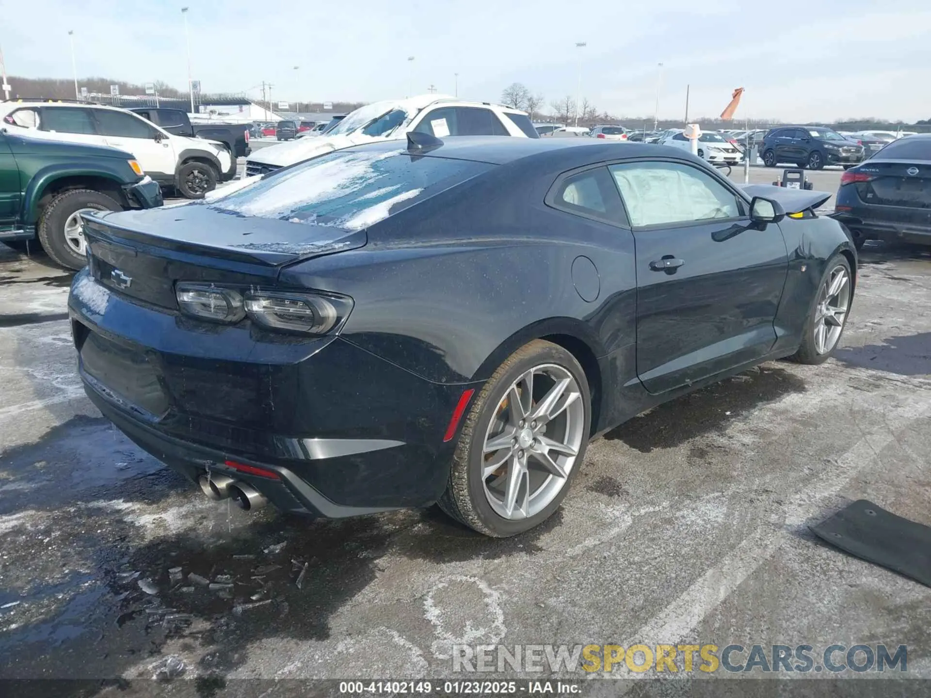4 Photograph of a damaged car 1G1FB1RS0M0139221 CHEVROLET CAMARO 2021