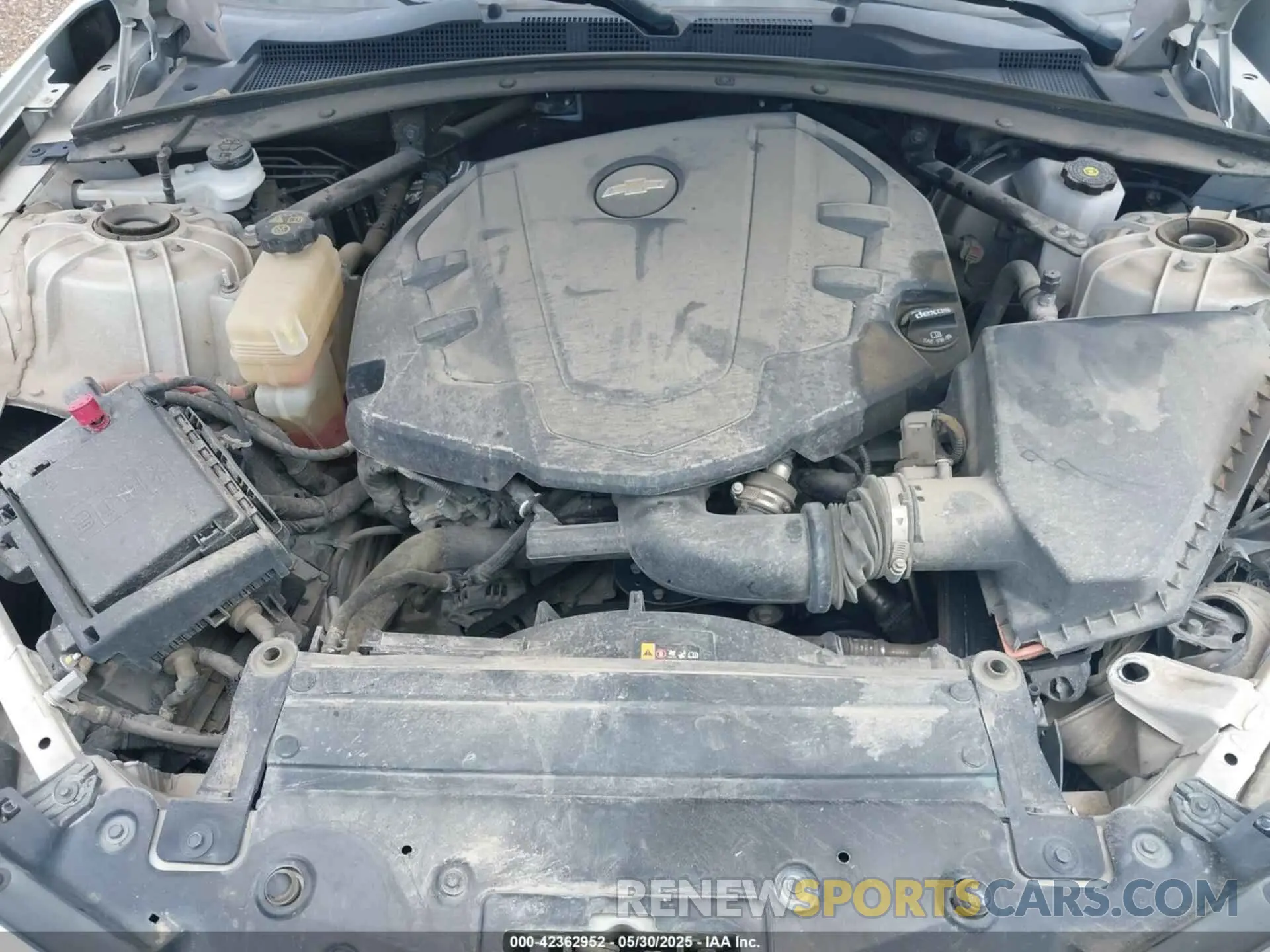 10 Photograph of a damaged car 1G1FB1RS1M0127630 CHEVROLET CAMARO 2021