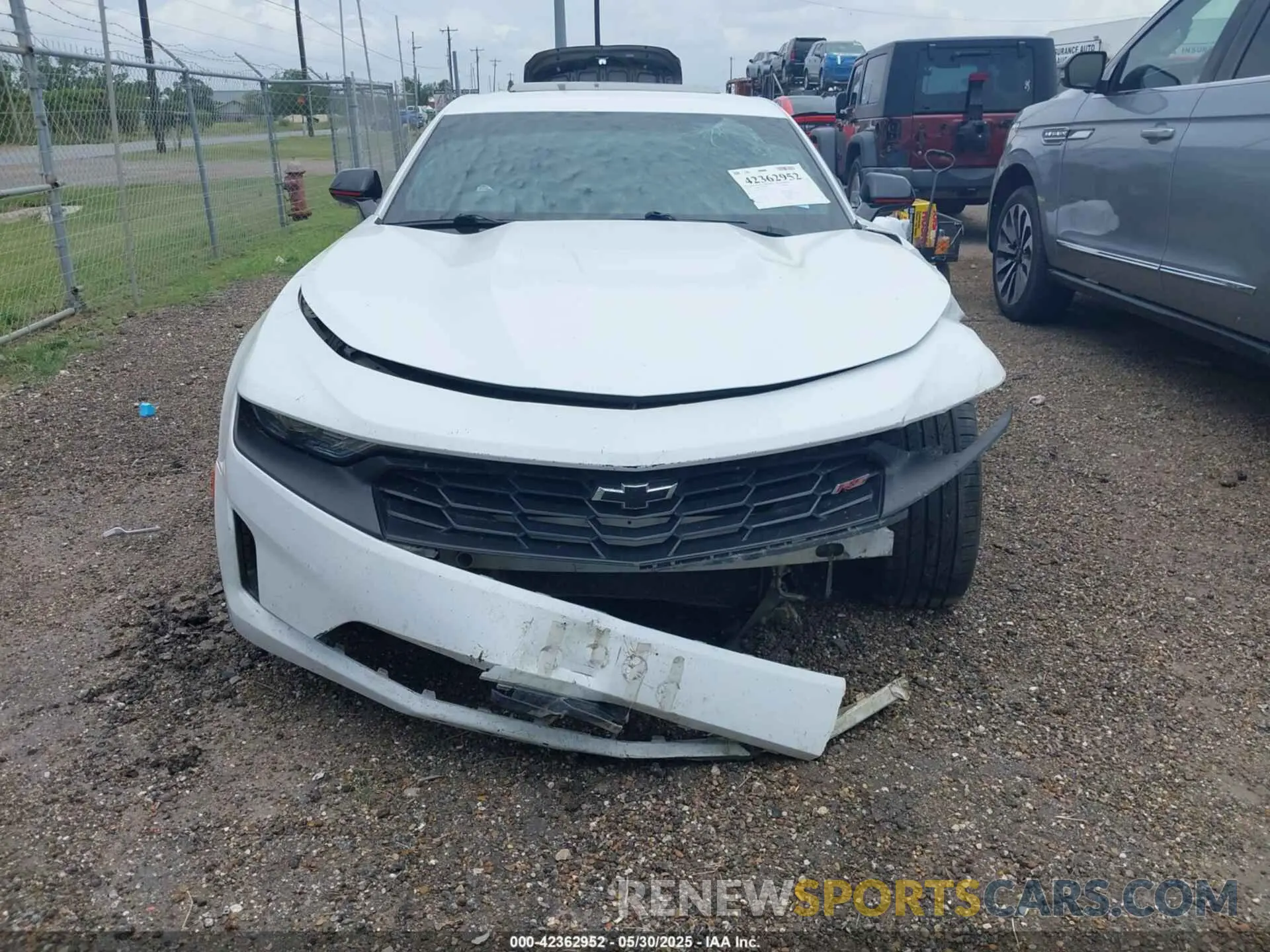 12 Photograph of a damaged car 1G1FB1RS1M0127630 CHEVROLET CAMARO 2021