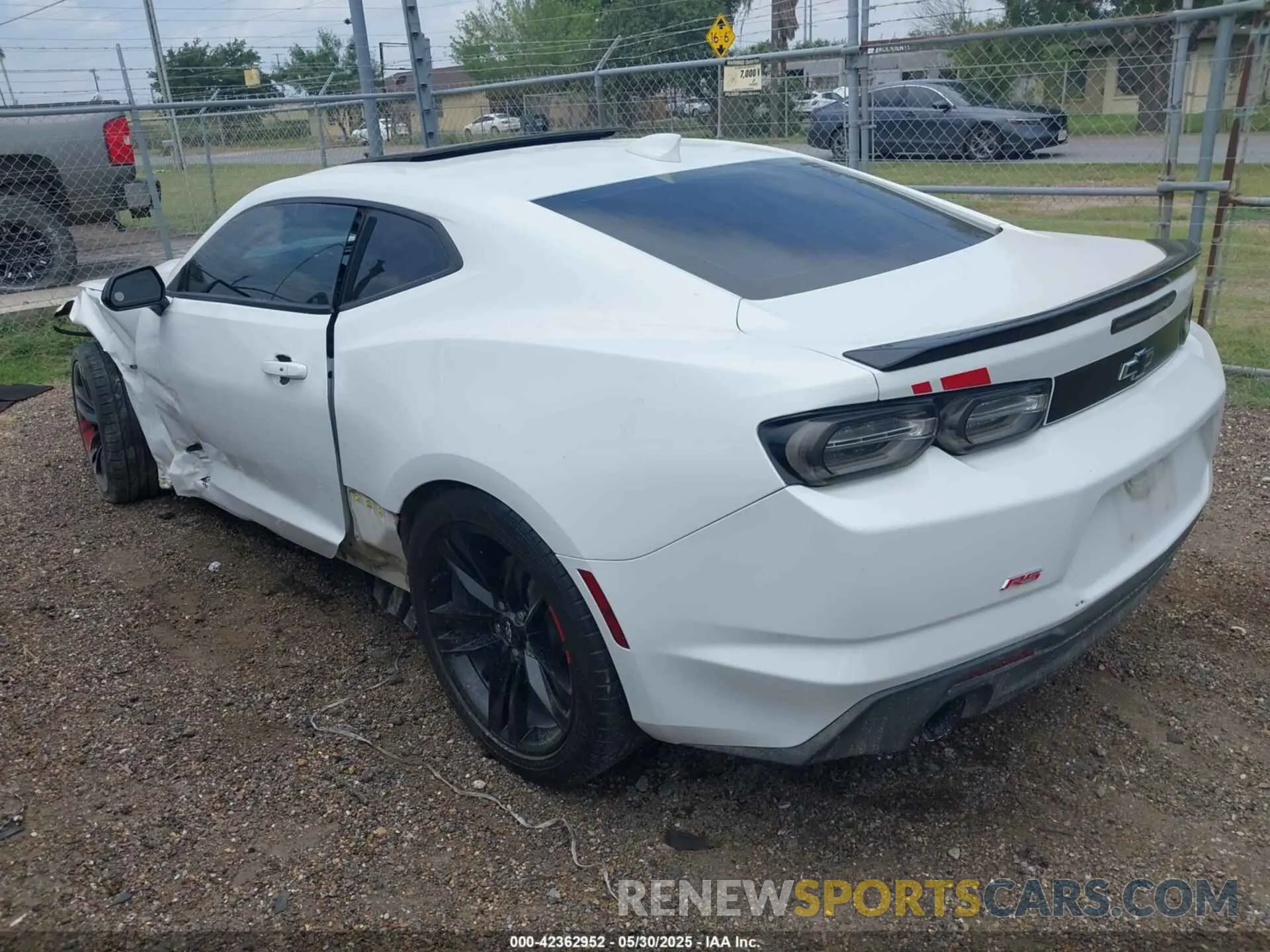 14 Photograph of a damaged car 1G1FB1RS1M0127630 CHEVROLET CAMARO 2021