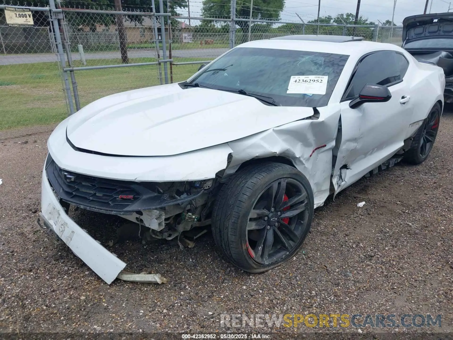 6 Photograph of a damaged car 1G1FB1RS1M0127630 CHEVROLET CAMARO 2021