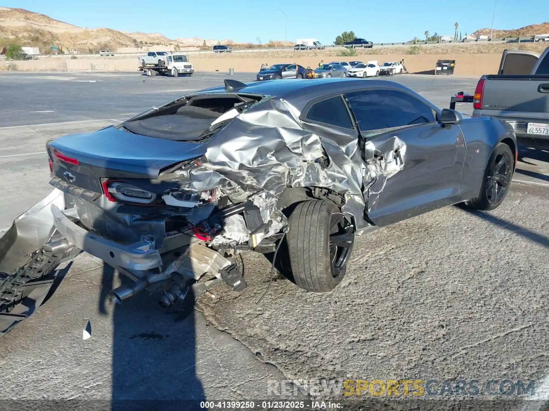 4 Photograph of a damaged car 1G1FB1RS1M0142631 CHEVROLET CAMARO 2021