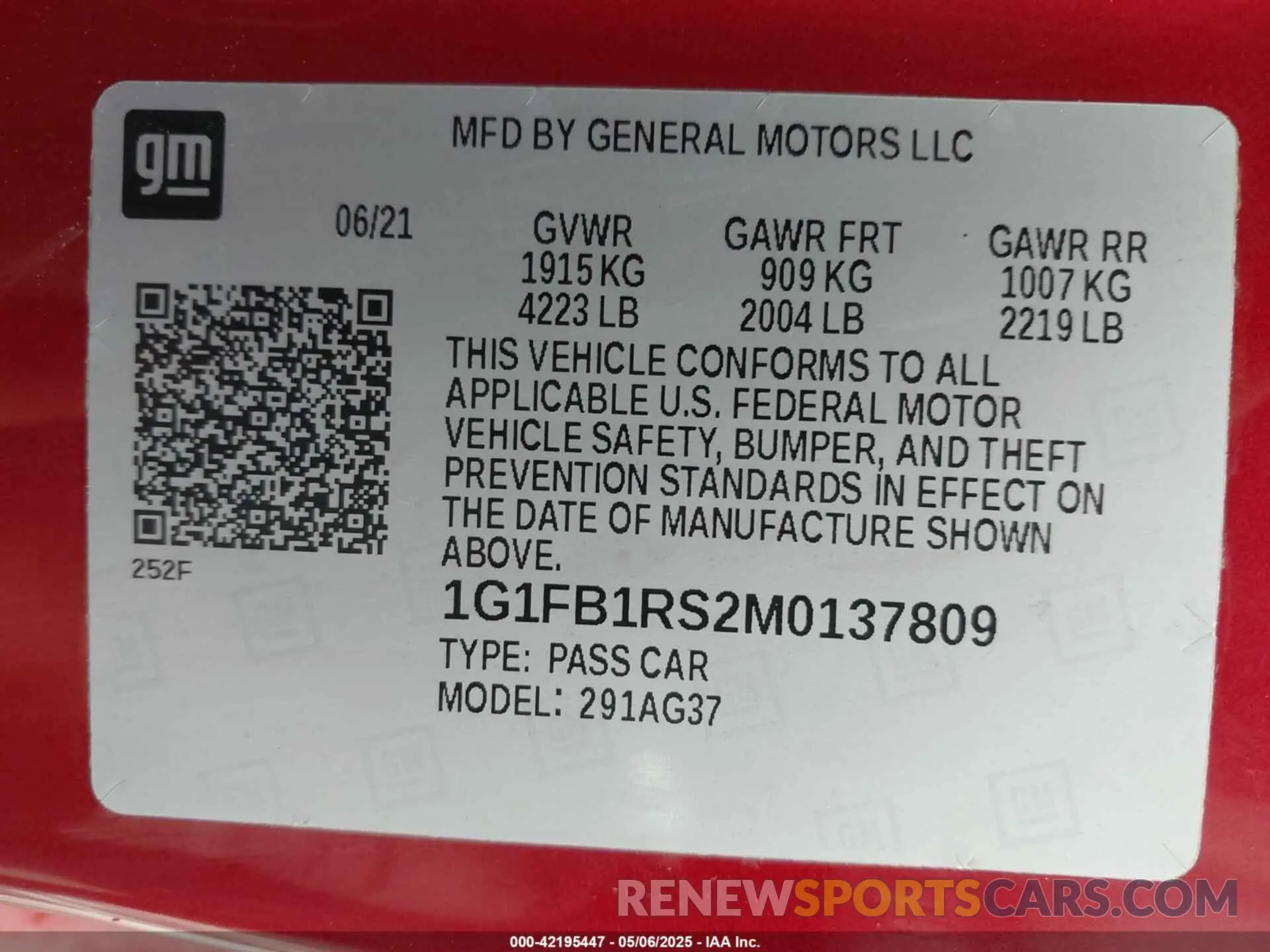 9 Photograph of a damaged car 1G1FB1RS2M0137809 CHEVROLET CAMARO 2021